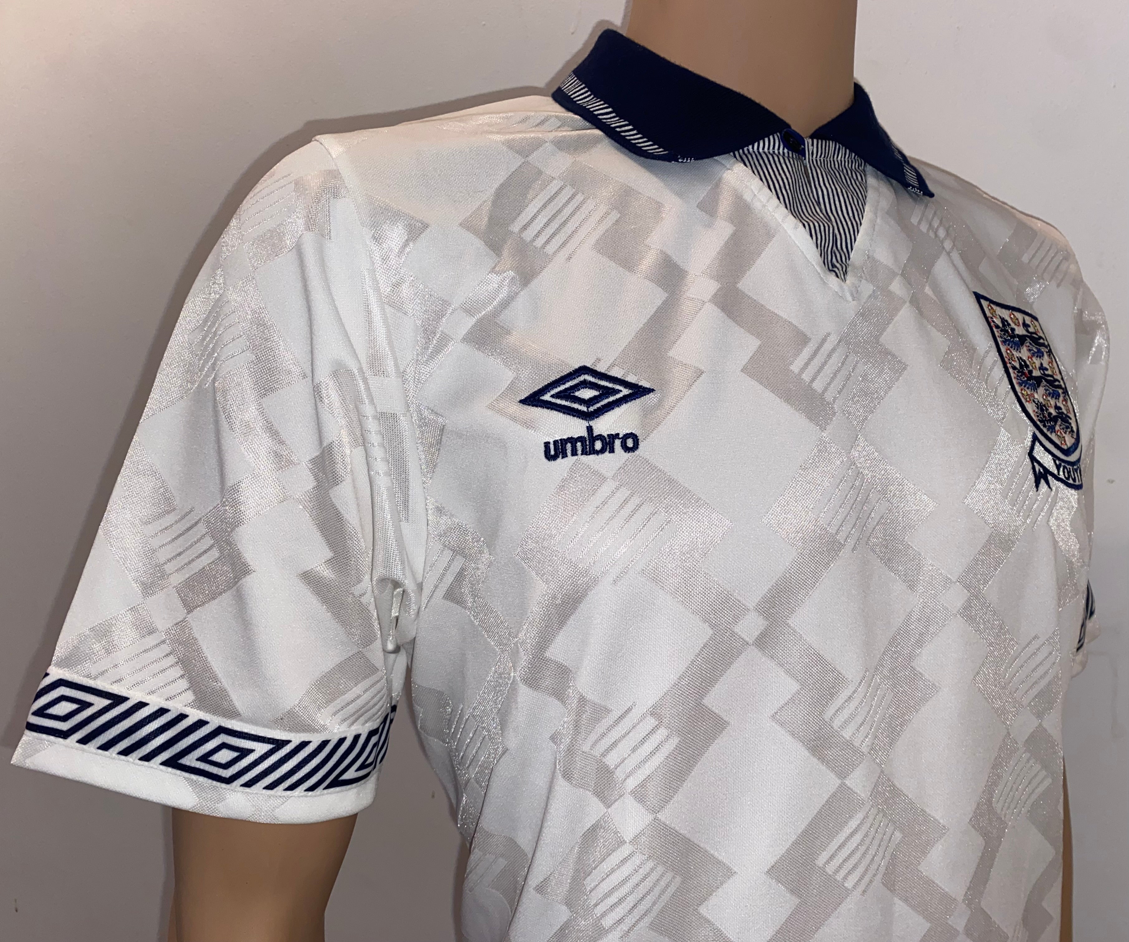 1990 MATCH WORN UMBRO ENGLAND YOUTH U18 HOME SHIRT #12