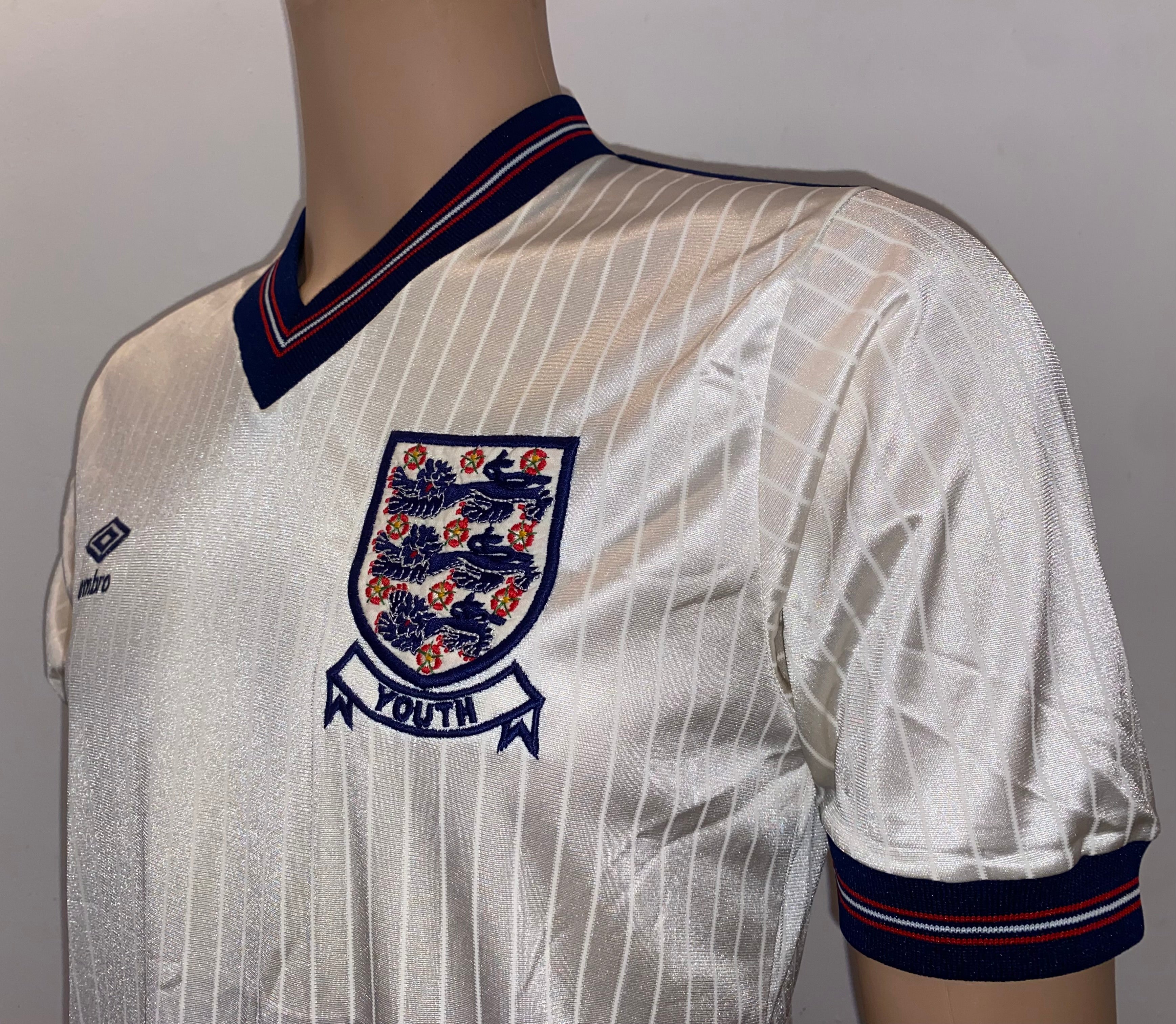 1986 ENGLAND U18 MATCH WORN UMBRO HOME SHIRT #16