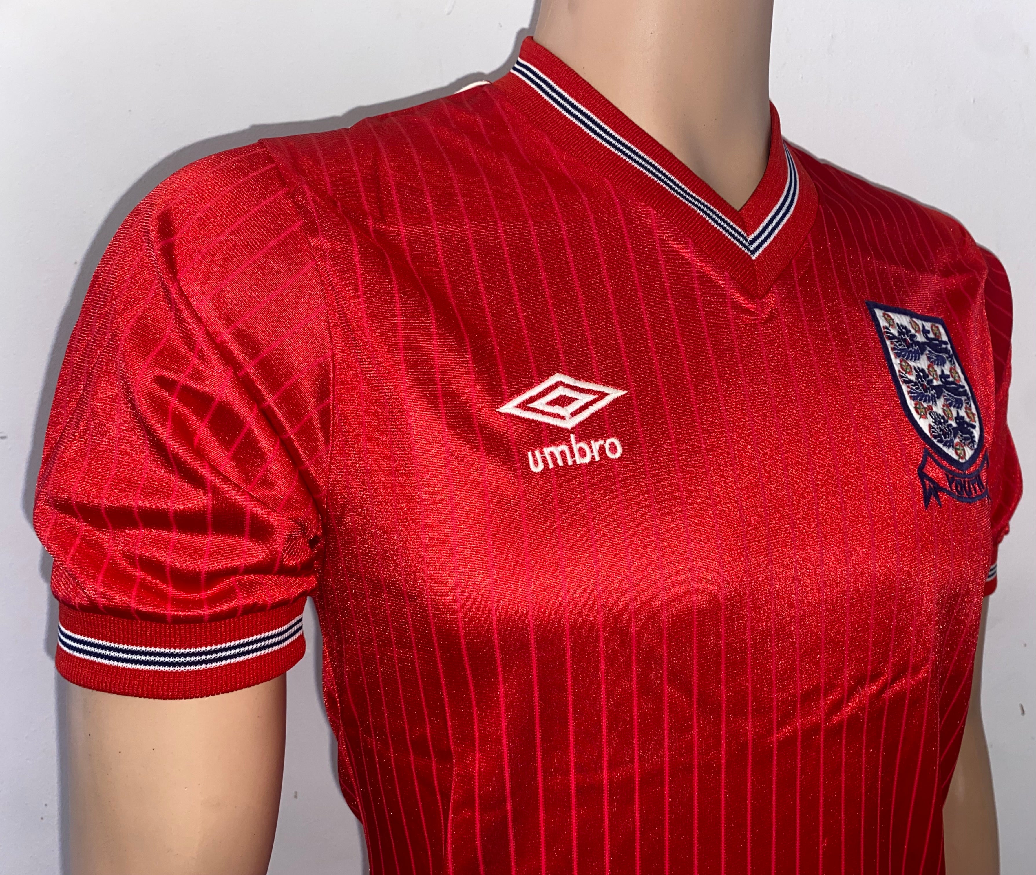 1984 MATCH WORN UMBRO ENGLAND YOUTH U18 AWAY SHIRT #8