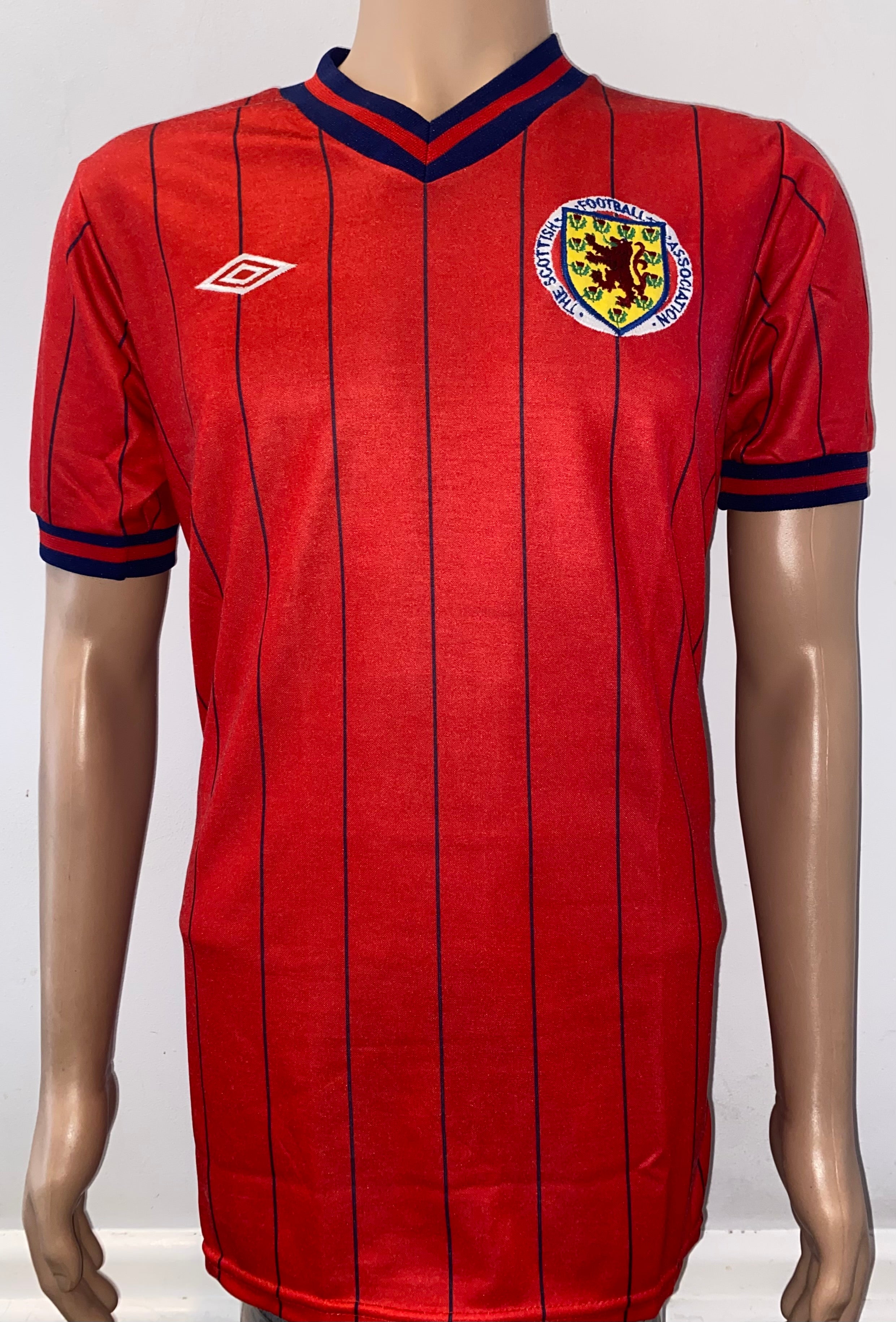 1984 SCOTLAND MATCH WORN UMBRO AWAY SHIRT #19