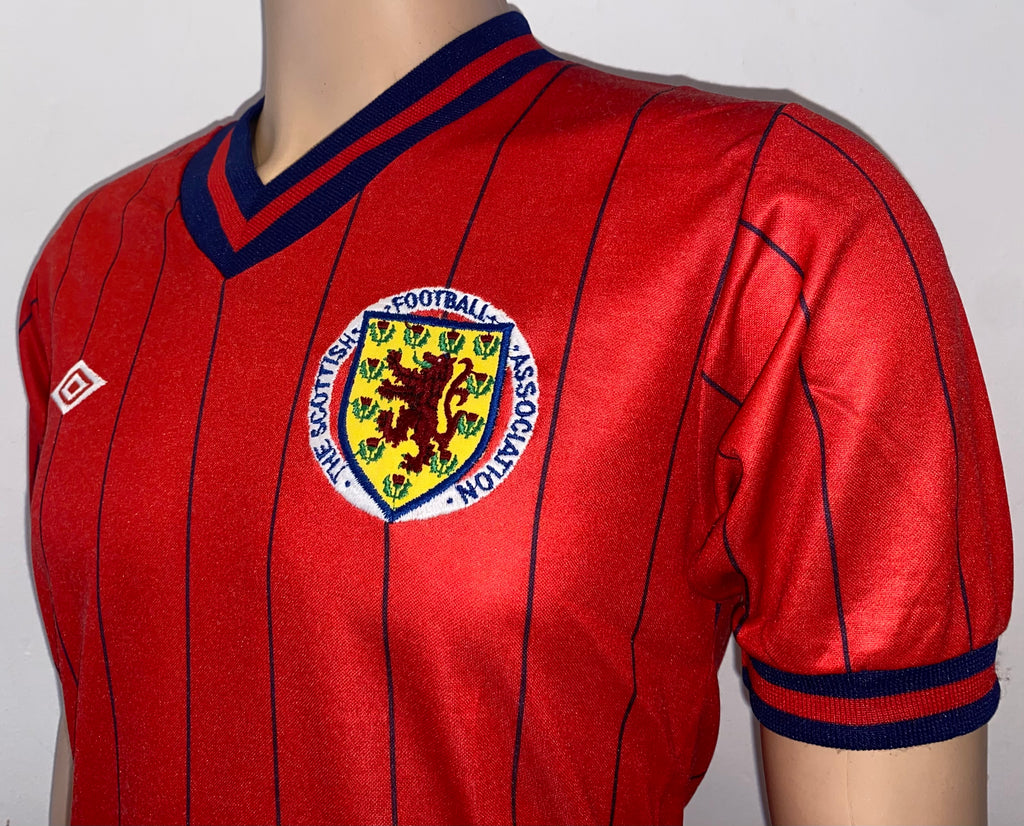 1984 SCOTLAND MATCH WORN UMBRO AWAY SHIRT #19
