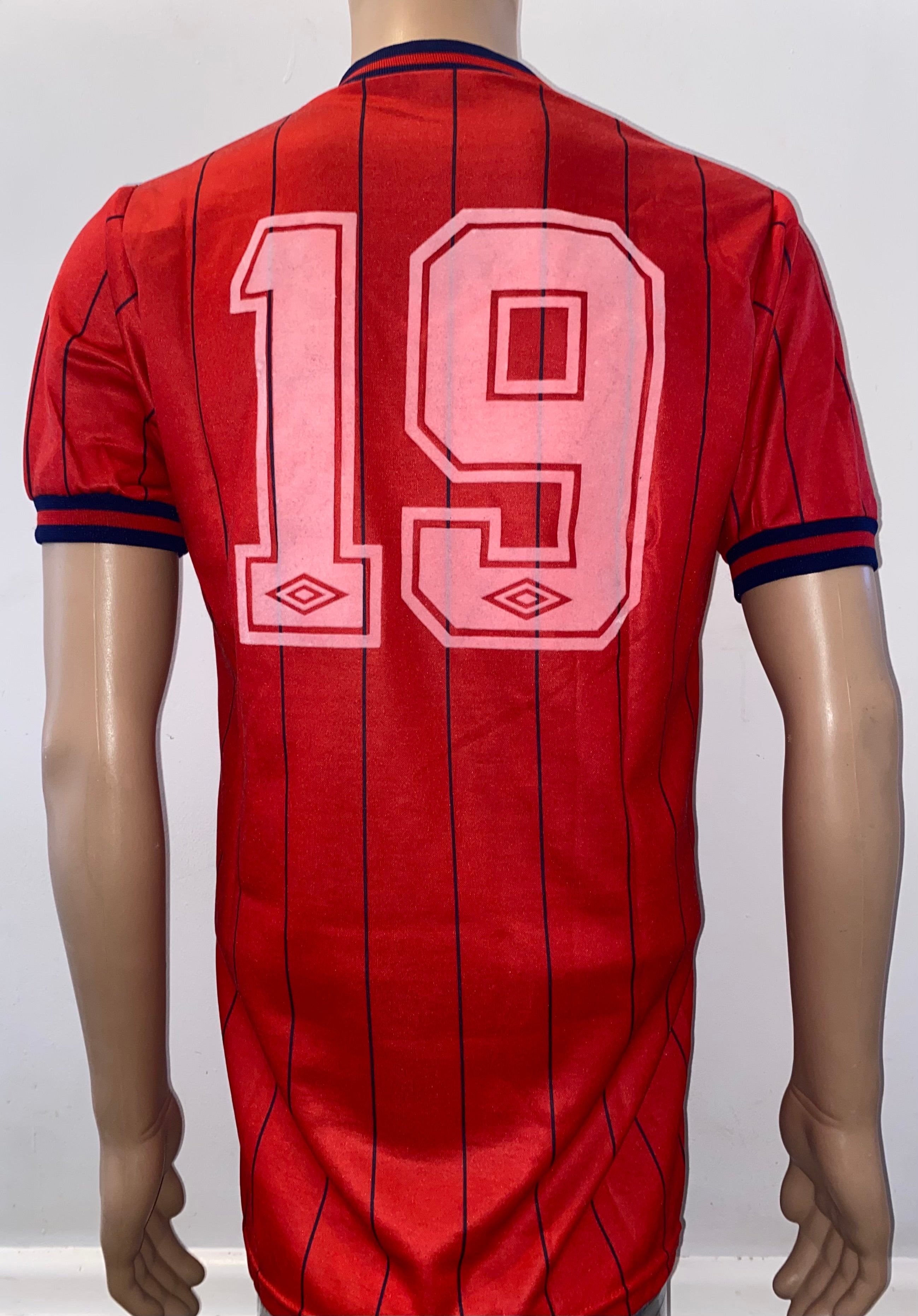 1984 SCOTLAND MATCH WORN UMBRO AWAY SHIRT #19