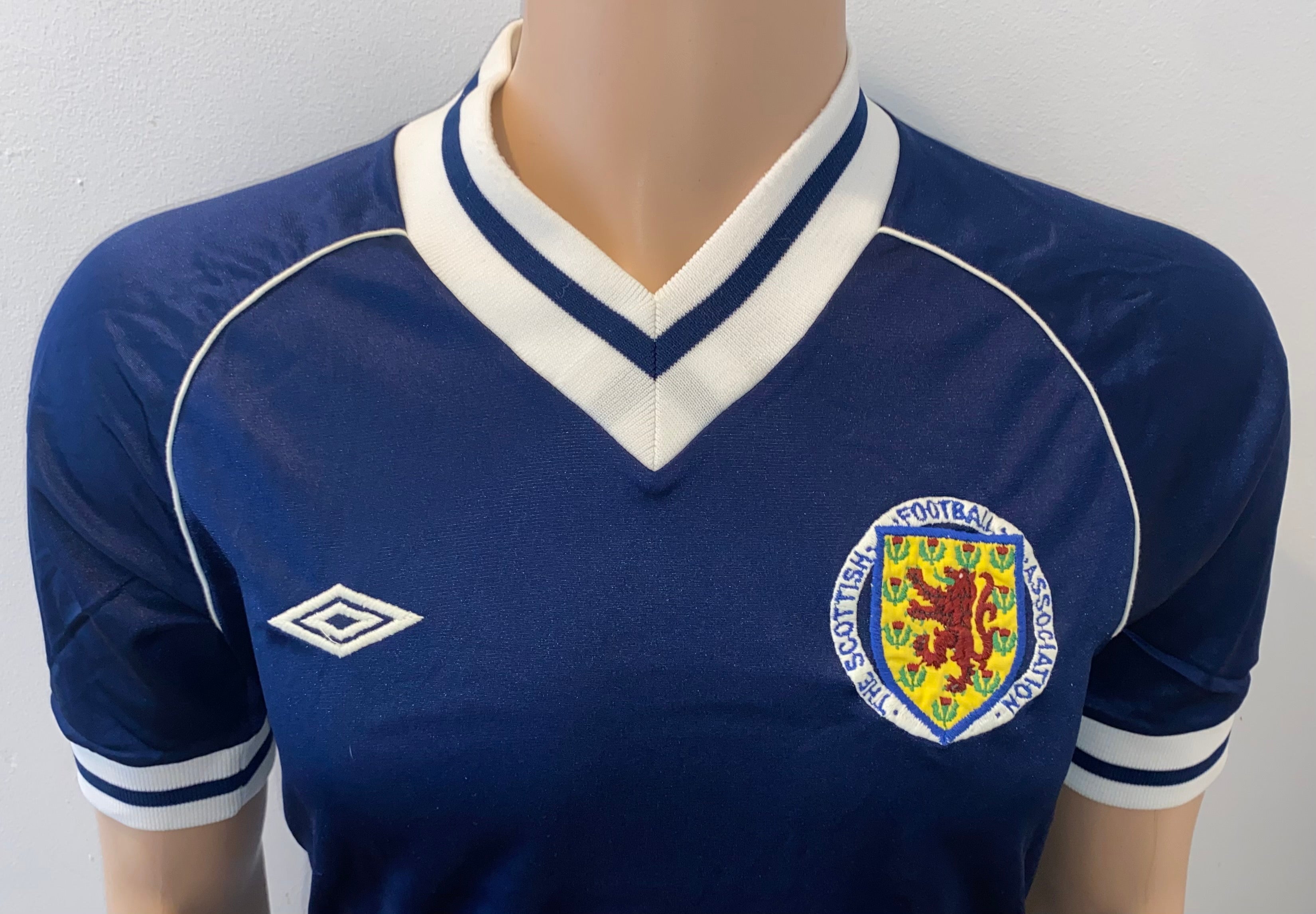 1983 SCOTLAND UMBRO MATCH WORN HOME SHIRT #15