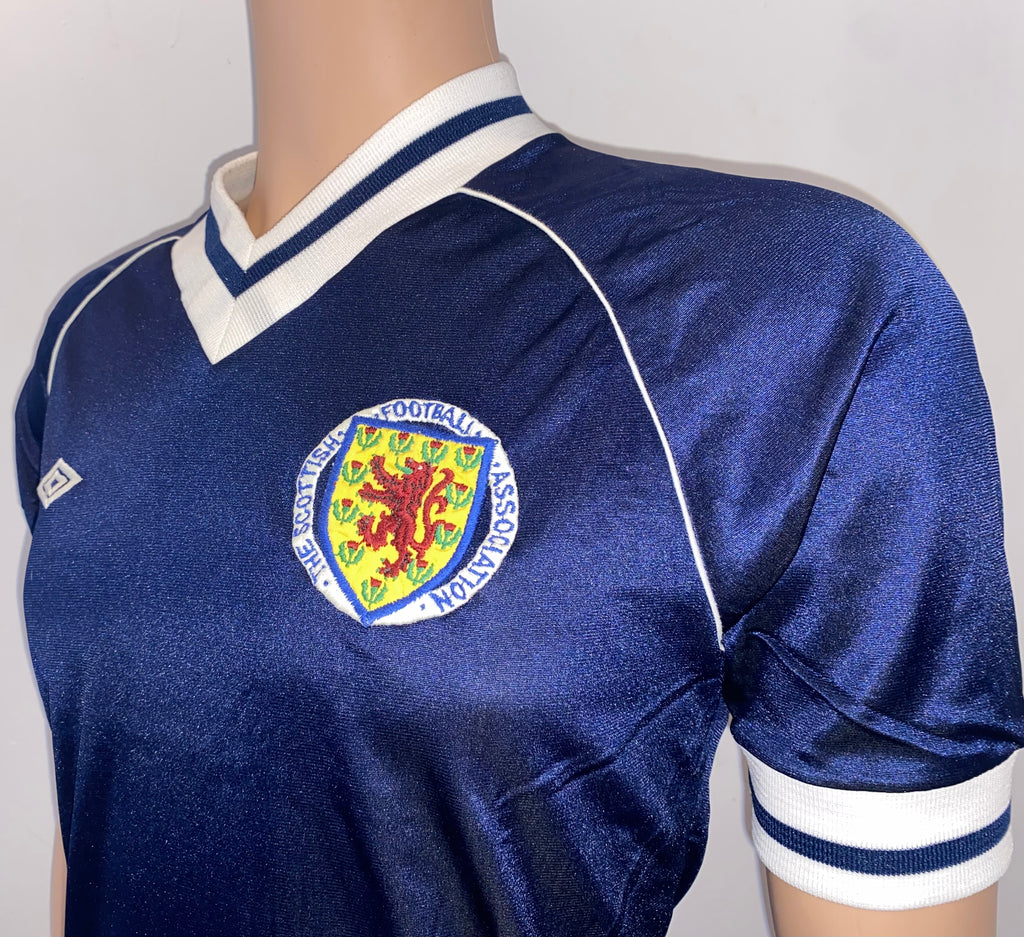 1983 SCOTLAND UMBRO MATCH WORN HOME SHIRT #15