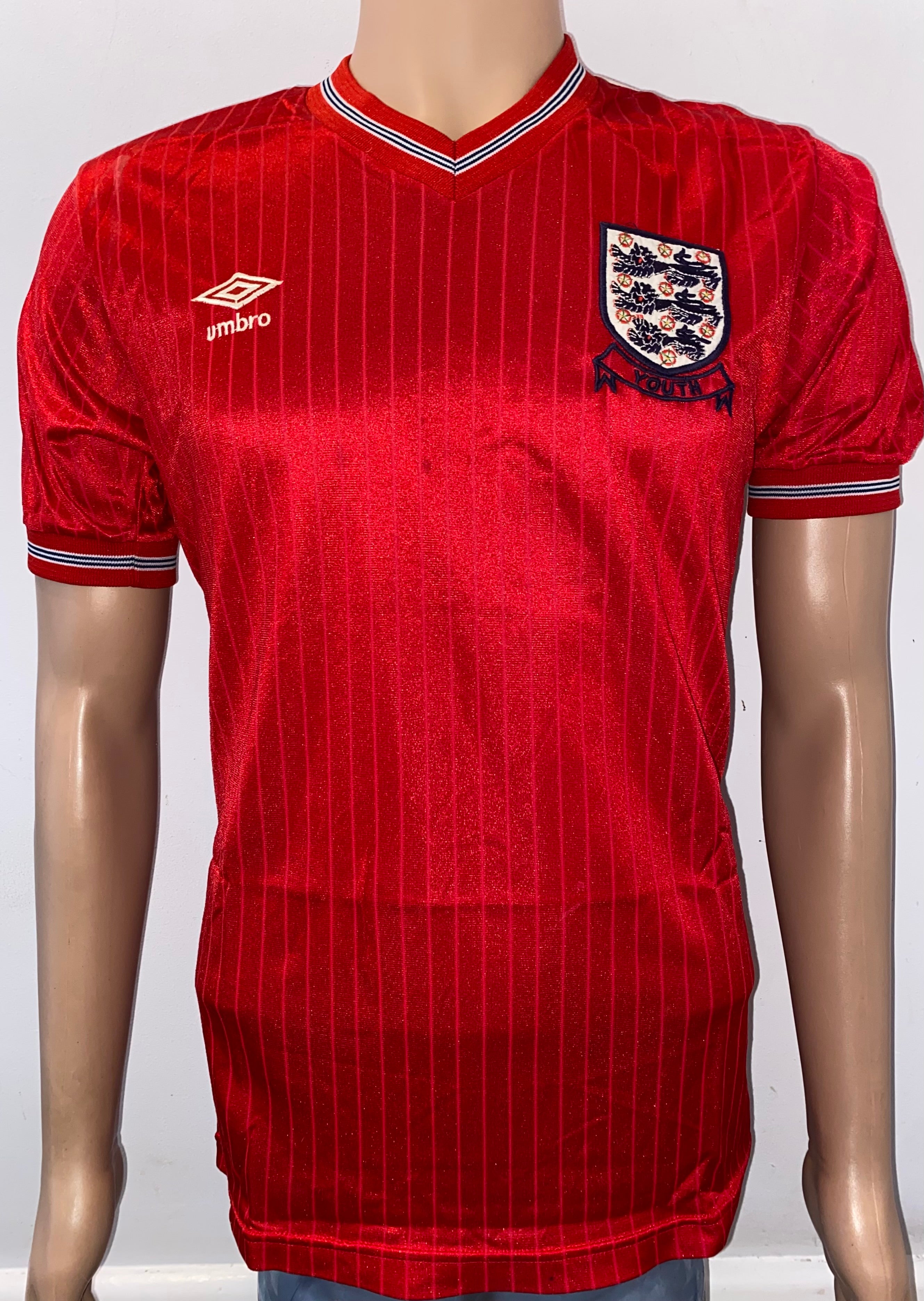 1986/87 MATCH WORN UMBRO ENGLAND YOUTH U18 AWAY SHIRT #16 (MARK ROBINS)