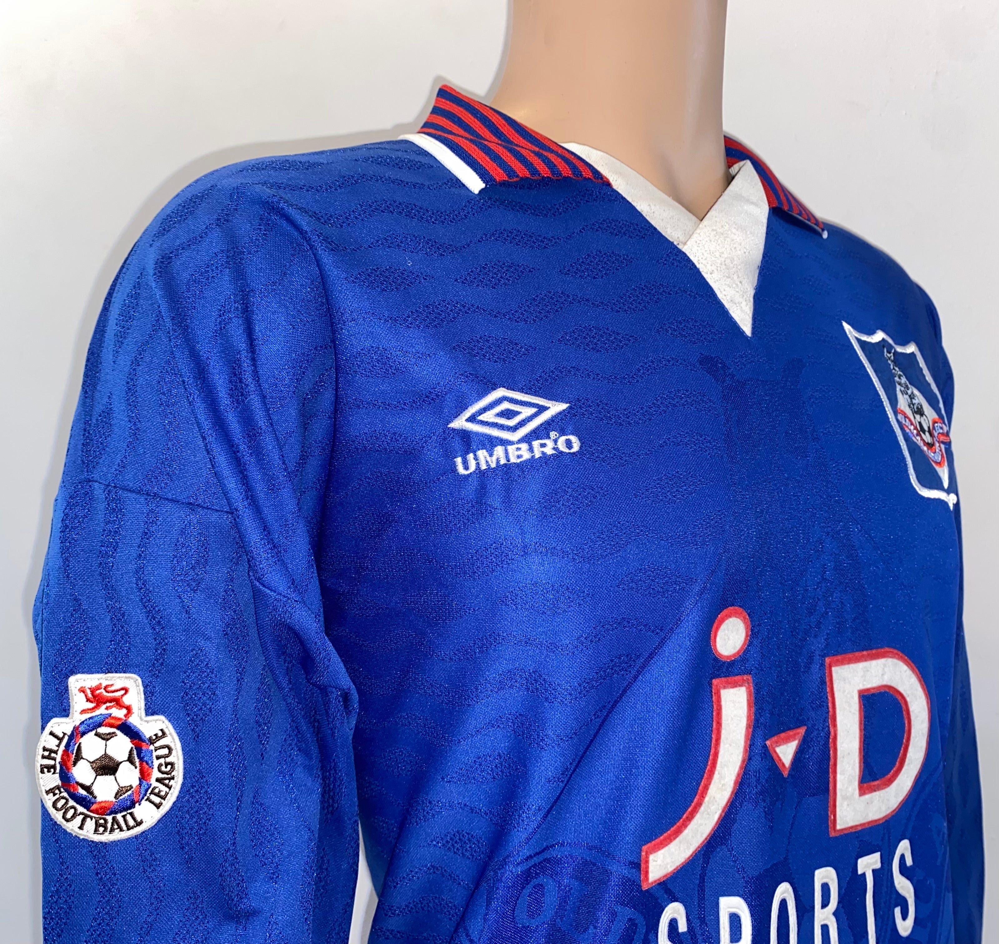 1995/96 OLDHAM ATHLETIC MATCH WORN HOME SHIRT #5