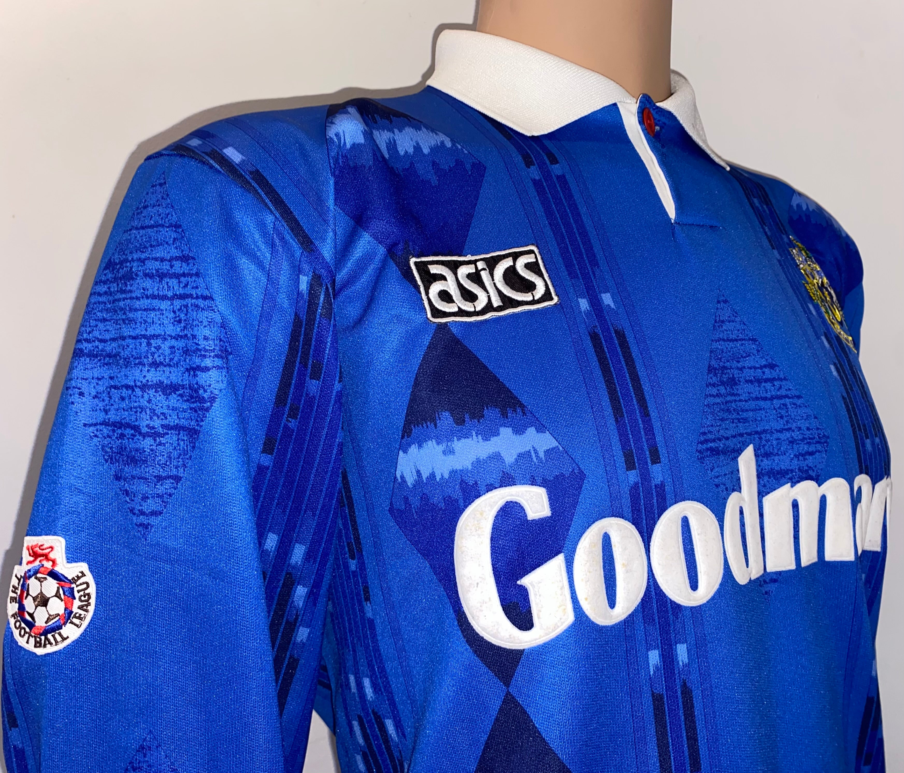 1994/95 PORTSMOUTH ASICS MATCH WORN HOME SHIRT (PAUL WOOD #6)