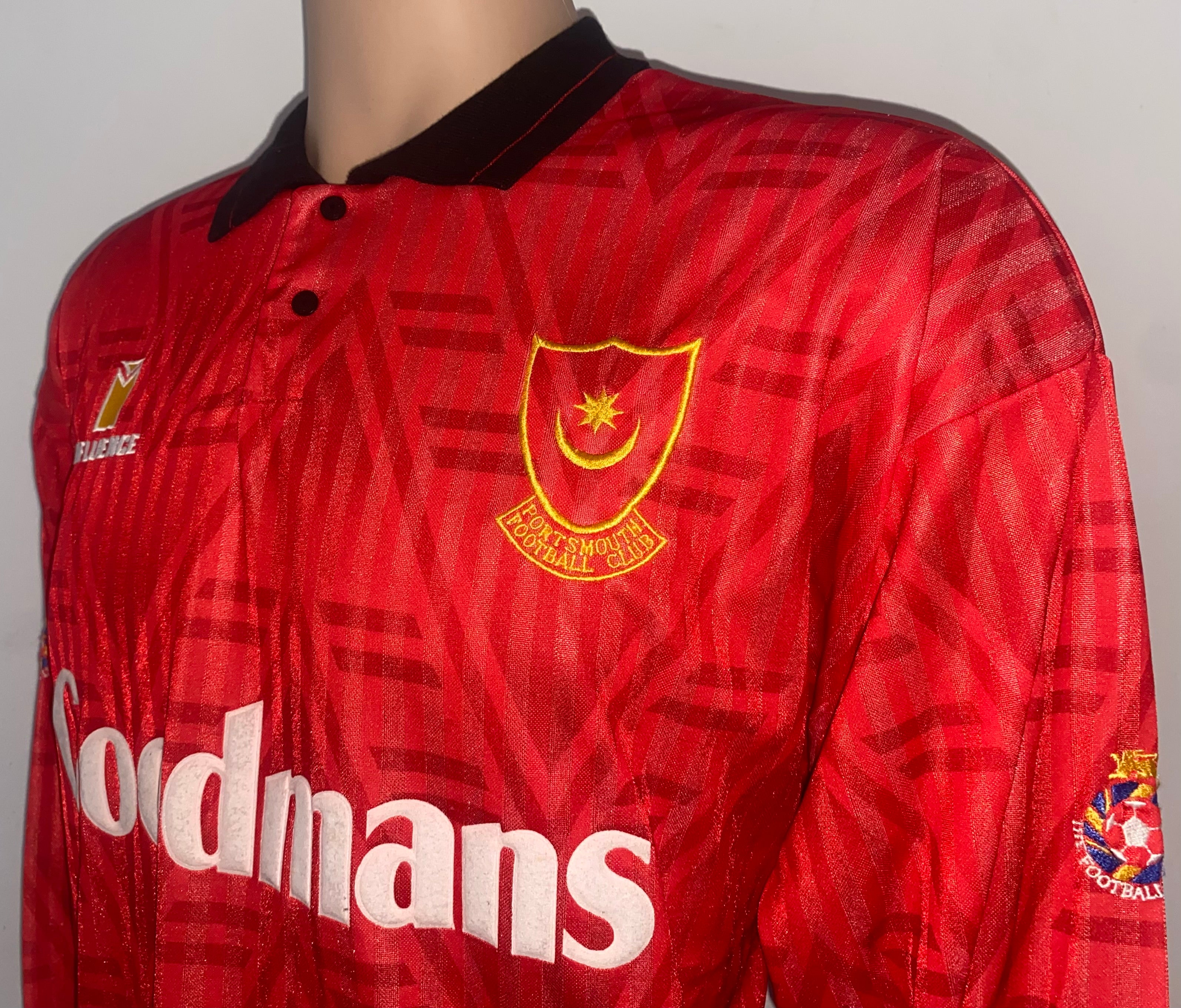 1991/92 PORTSMOUTH MATCH WORN AWAY SHIRT (WARREN NEILL #2)