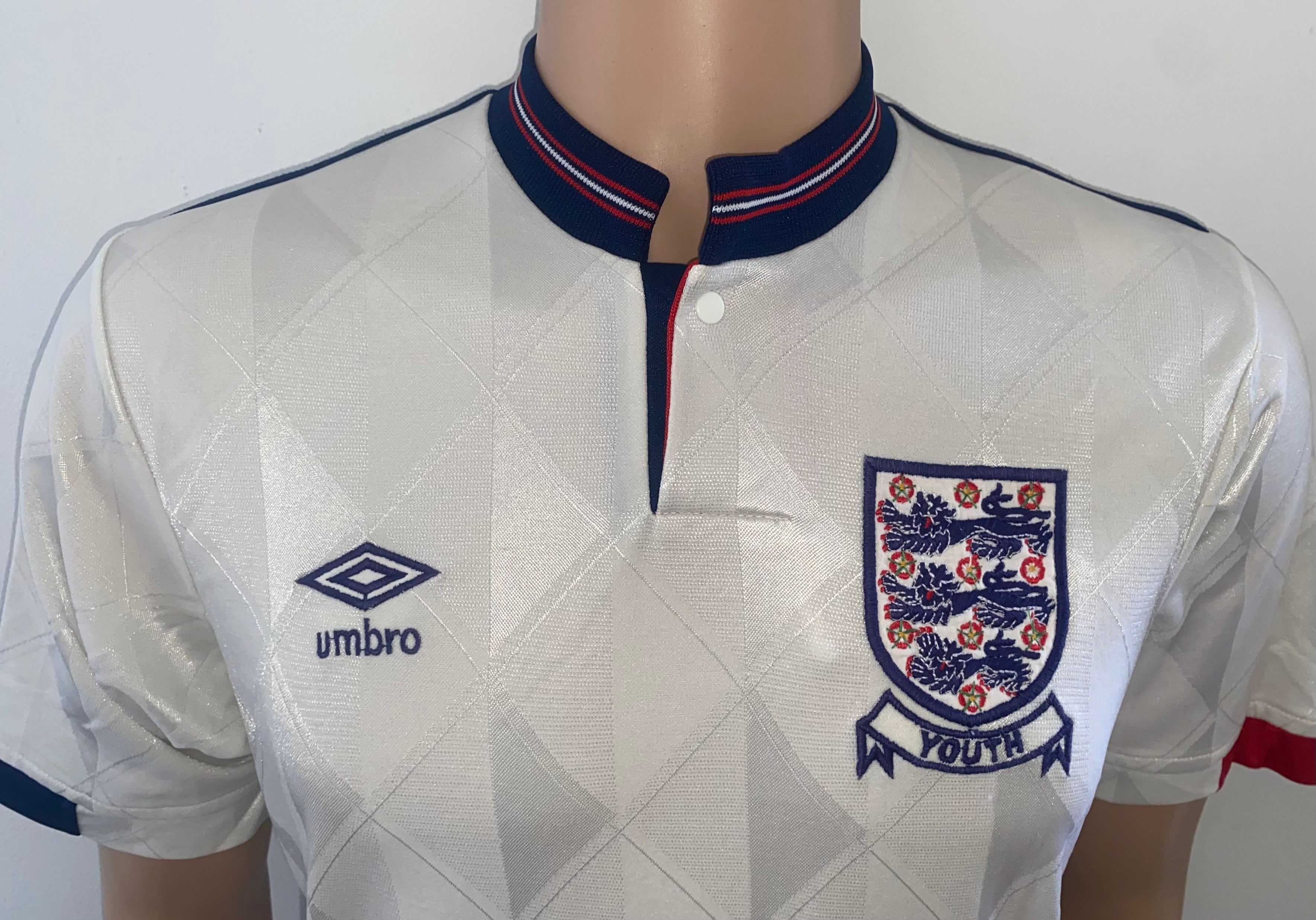 1988 UMBRO ENGLAND U18 MATCH WORN SHIRT #9
