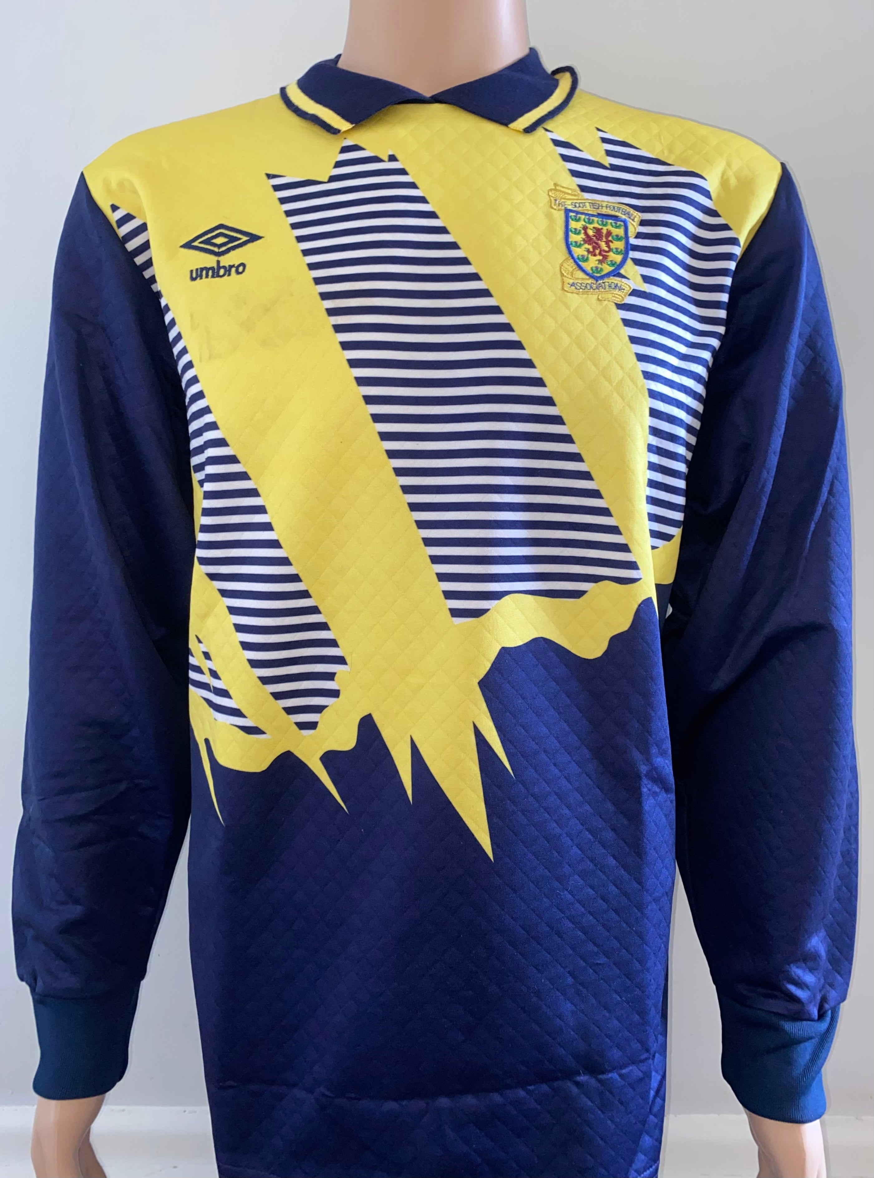 1992 SCOTLAND MATCH ISSUE UMBRO GOALKEEPERS SHIRT GORAM #12