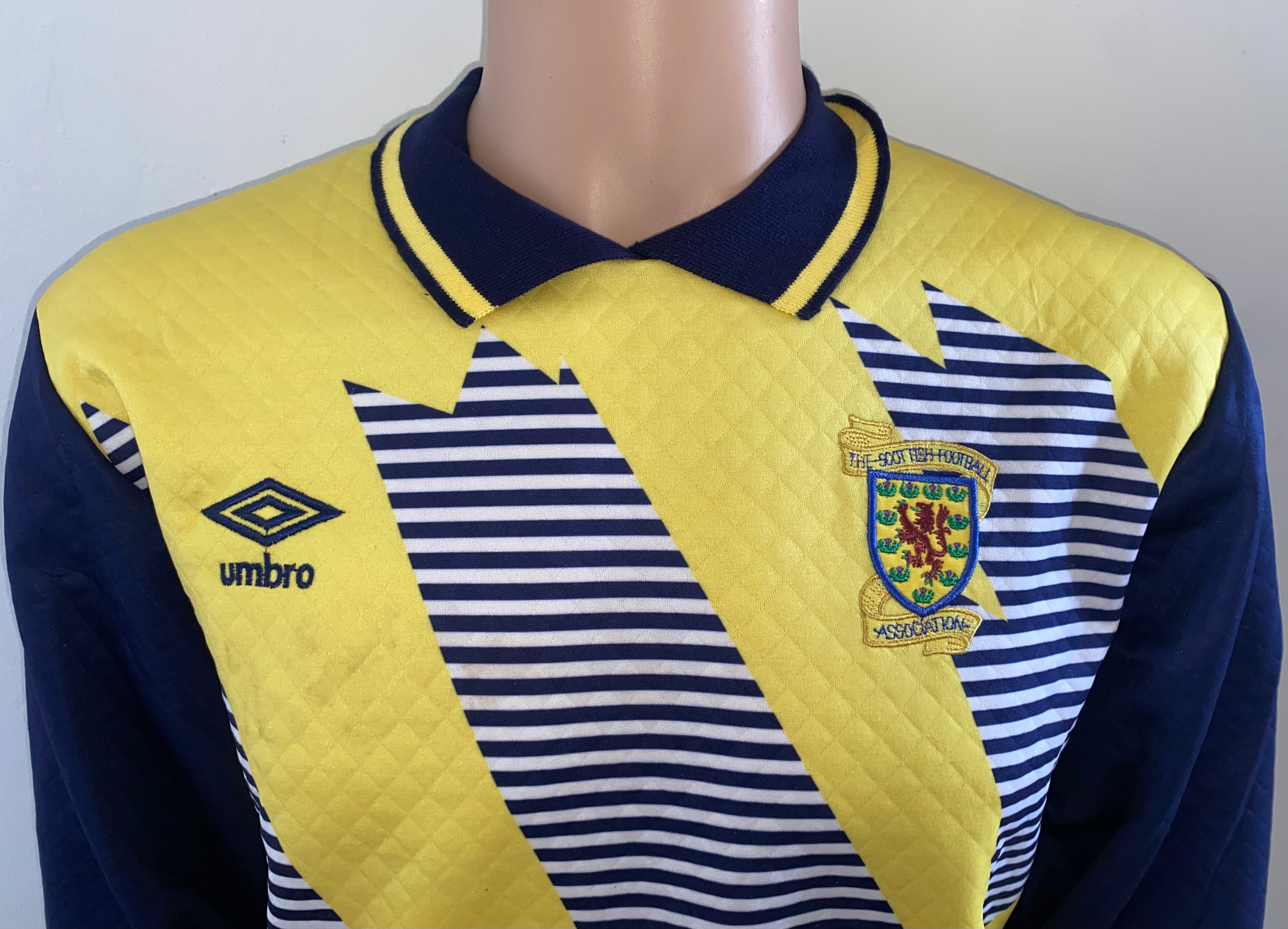 1992 SCOTLAND MATCH ISSUE UMBRO GOALKEEPERS SHIRT GORAM #12
