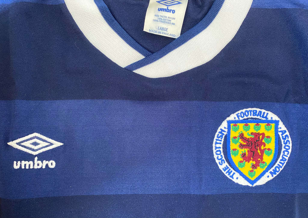 1985-86 SCOTLAND MATCH ISSUE HOME L/S SHIRT (ALBISTON #19)