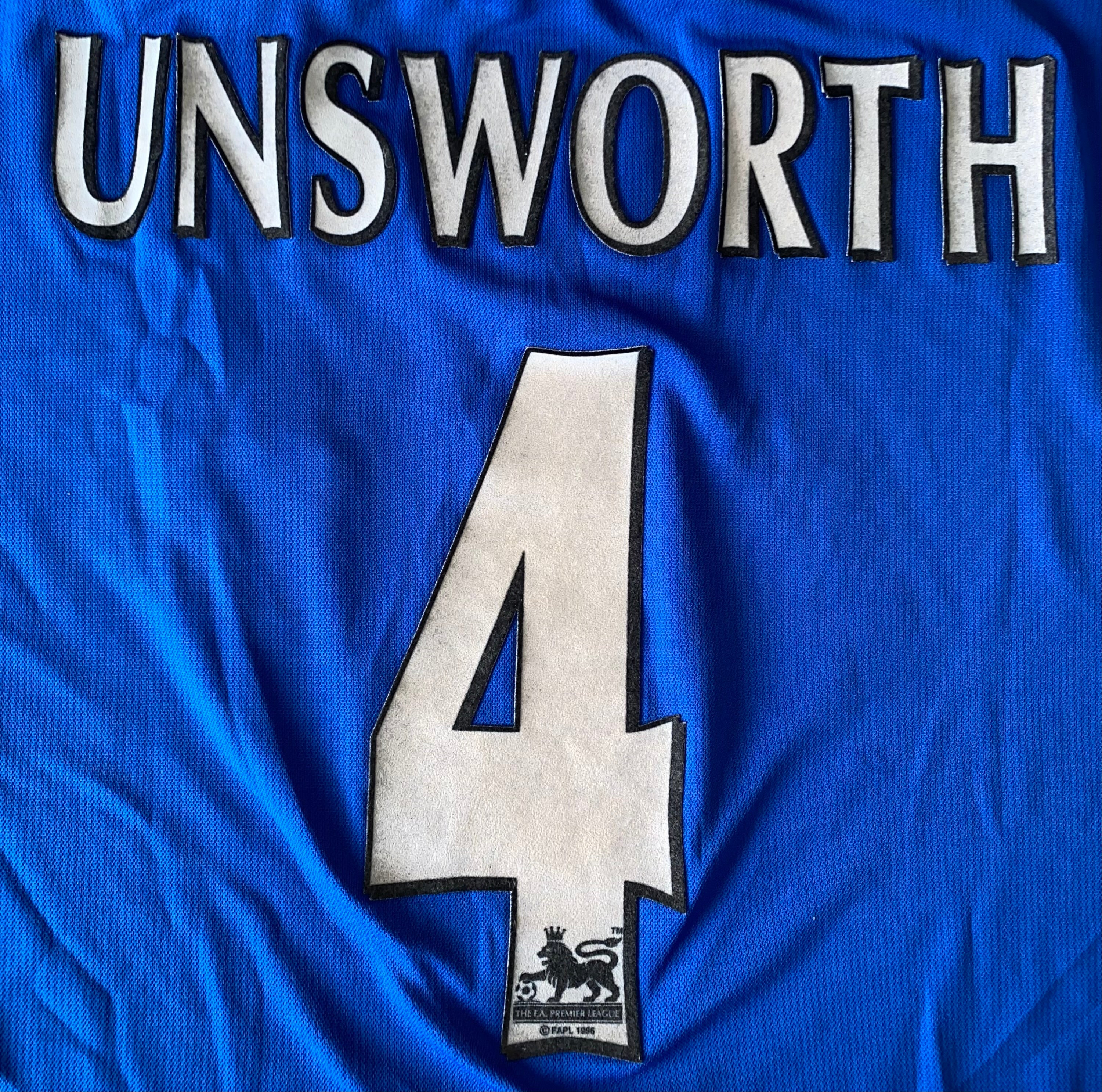 2004/05 PORTSMOUTH MATCH WORN SHIRT (DAVID UNSWORTH #40