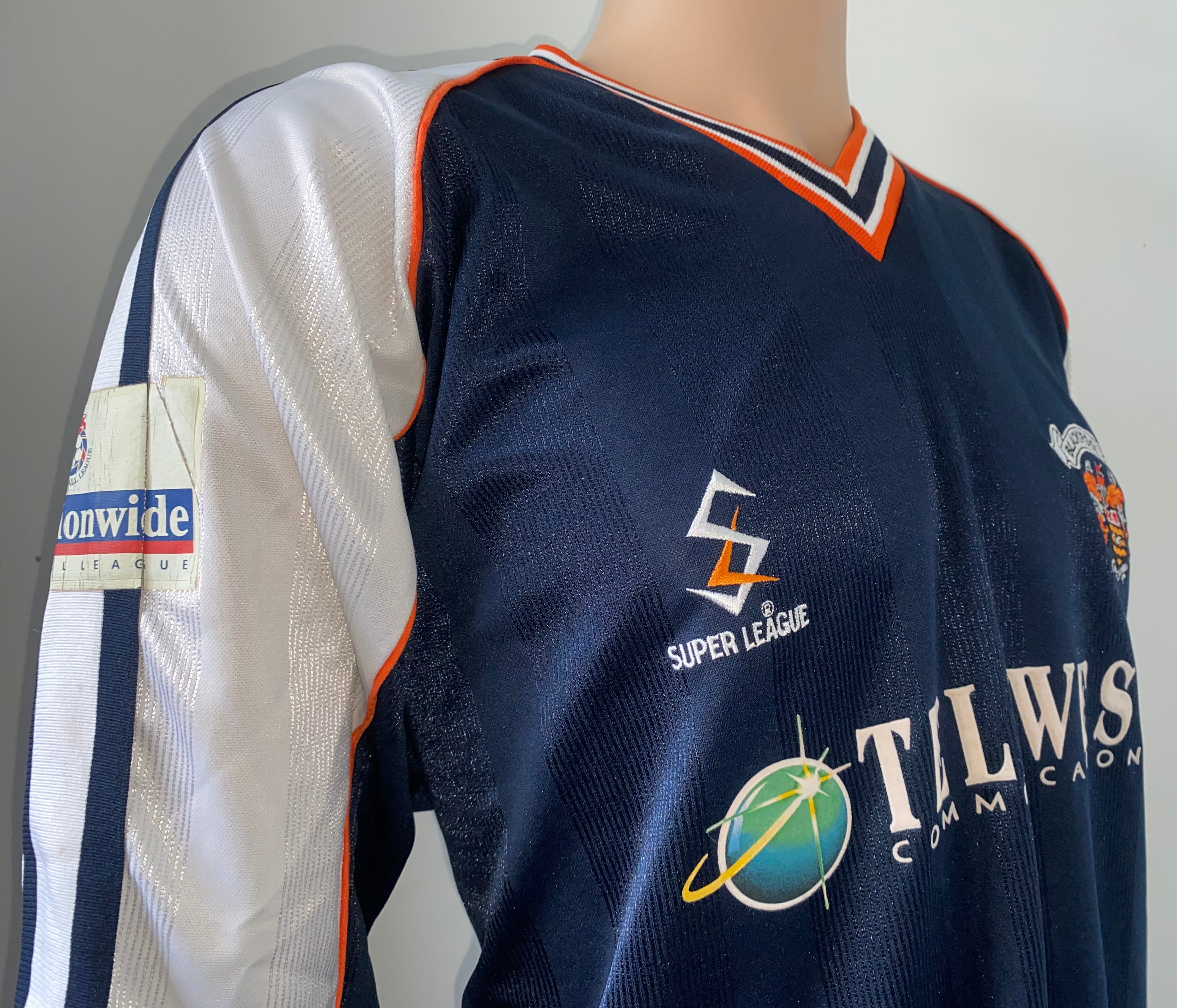 1999/2000 BLACKPOOL MATCH WORN AWAY SHIRT (THOMPSON #17)