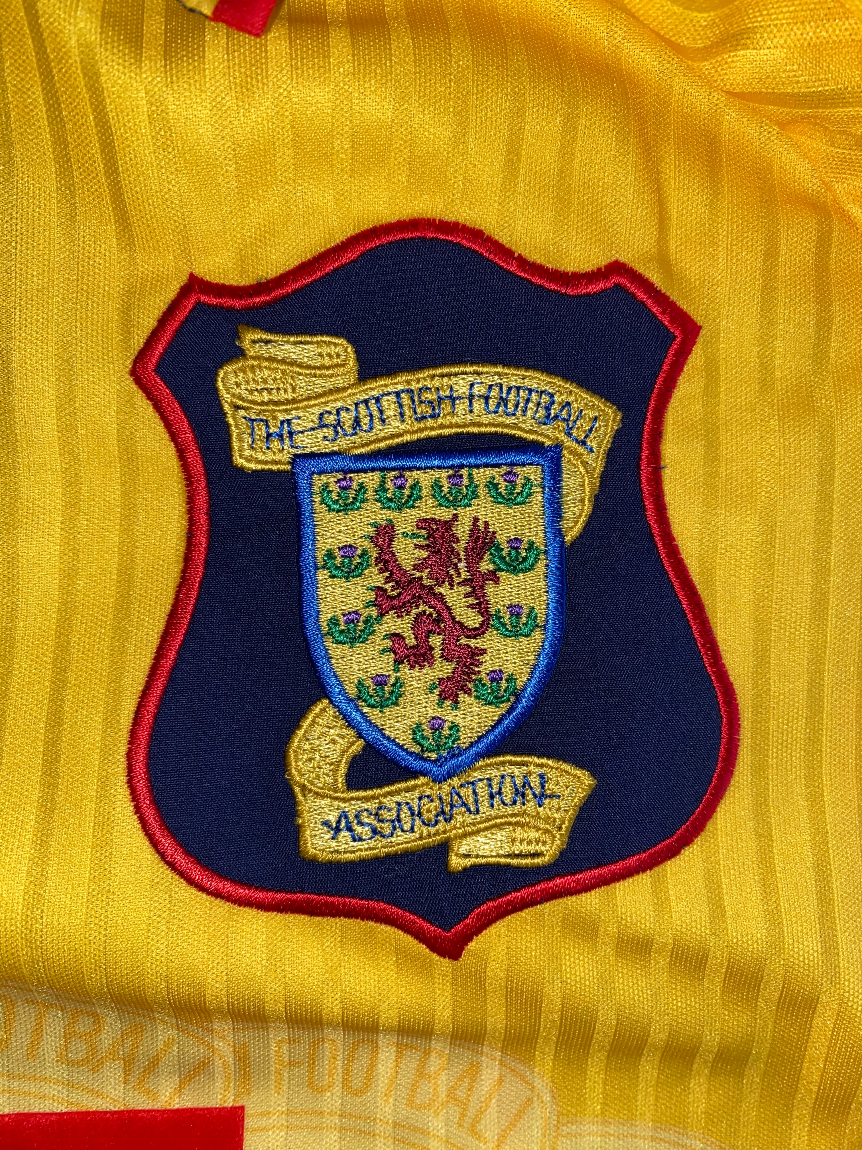 1998 SCOTLAND MATCHWORN UMBRO AWAY SHIRT #15