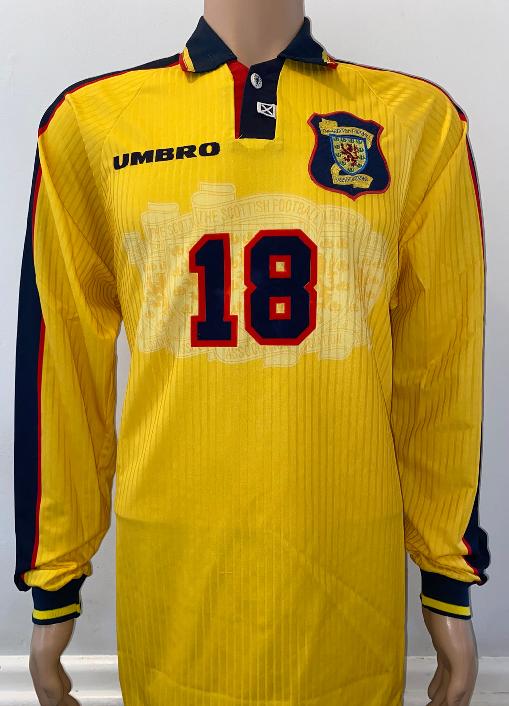 1998 SCOTLAND MATCHWORN UMBRO AWAY SHIRT #18