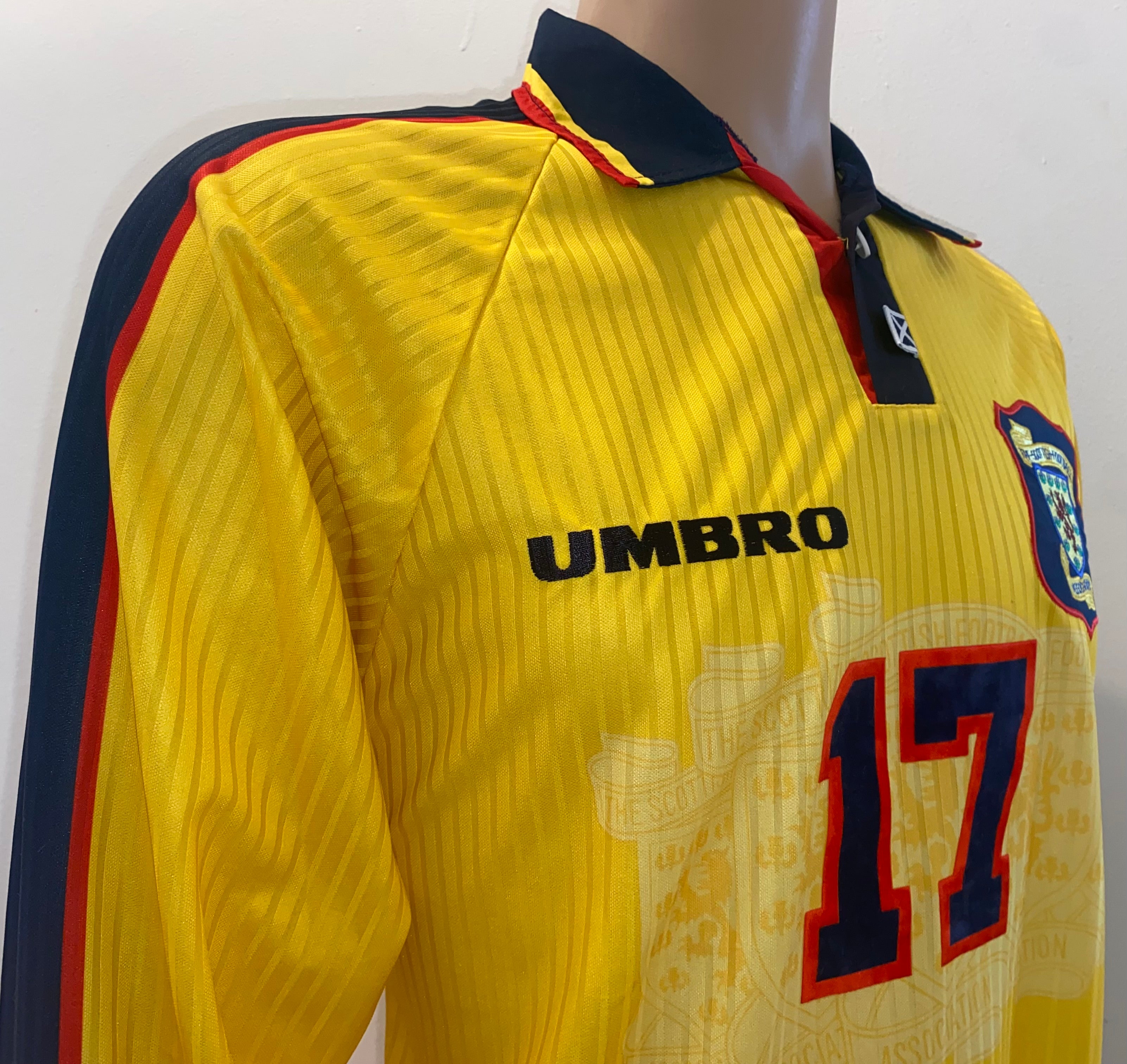 1998 SCOTLAND MATCHWORN UMBRO AWAY SHIRT #17
