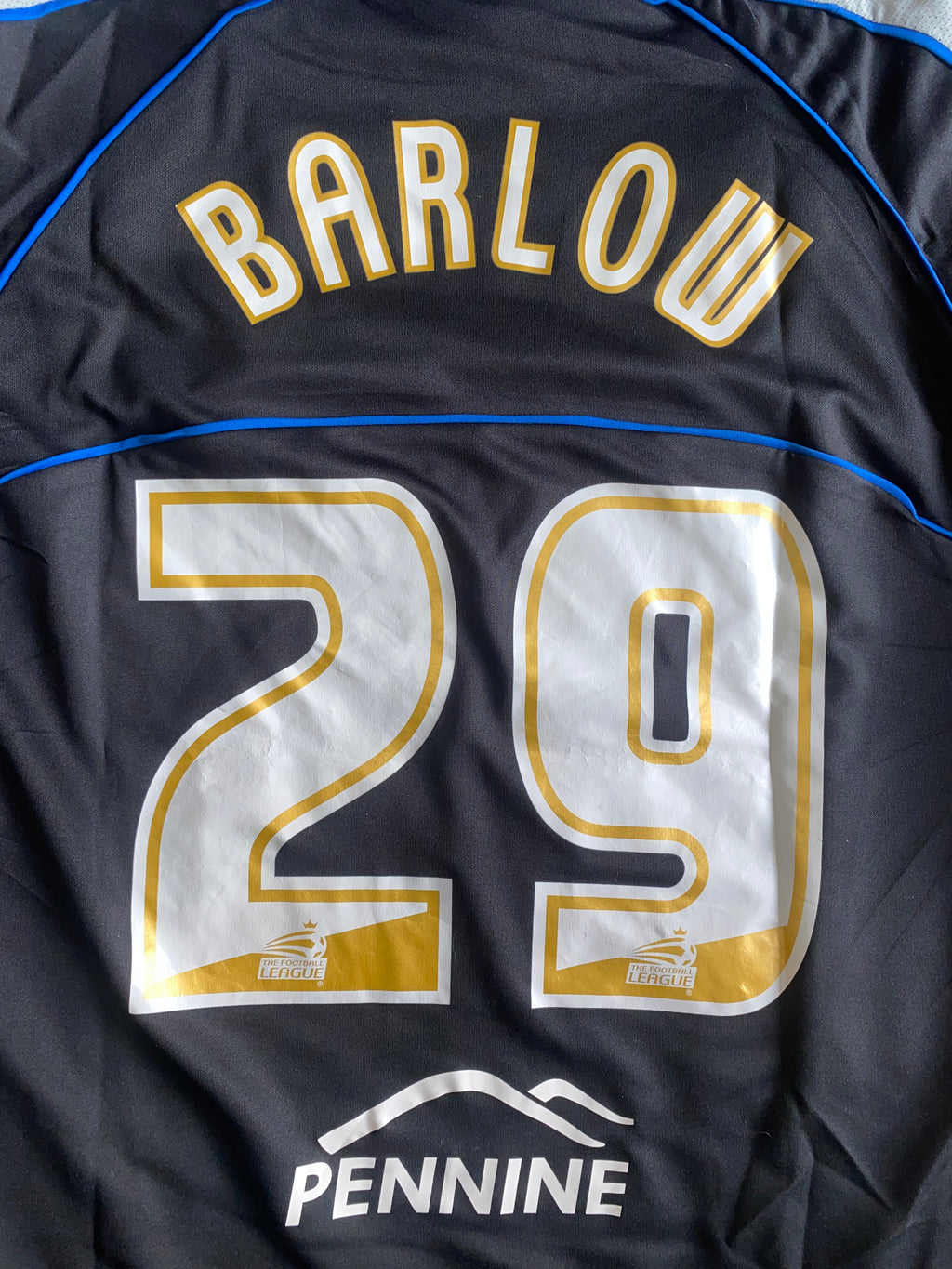 2005/06 OLDHAM ATHLETIC MATCH WORN AWAY SHIRT (BARLOW #29)