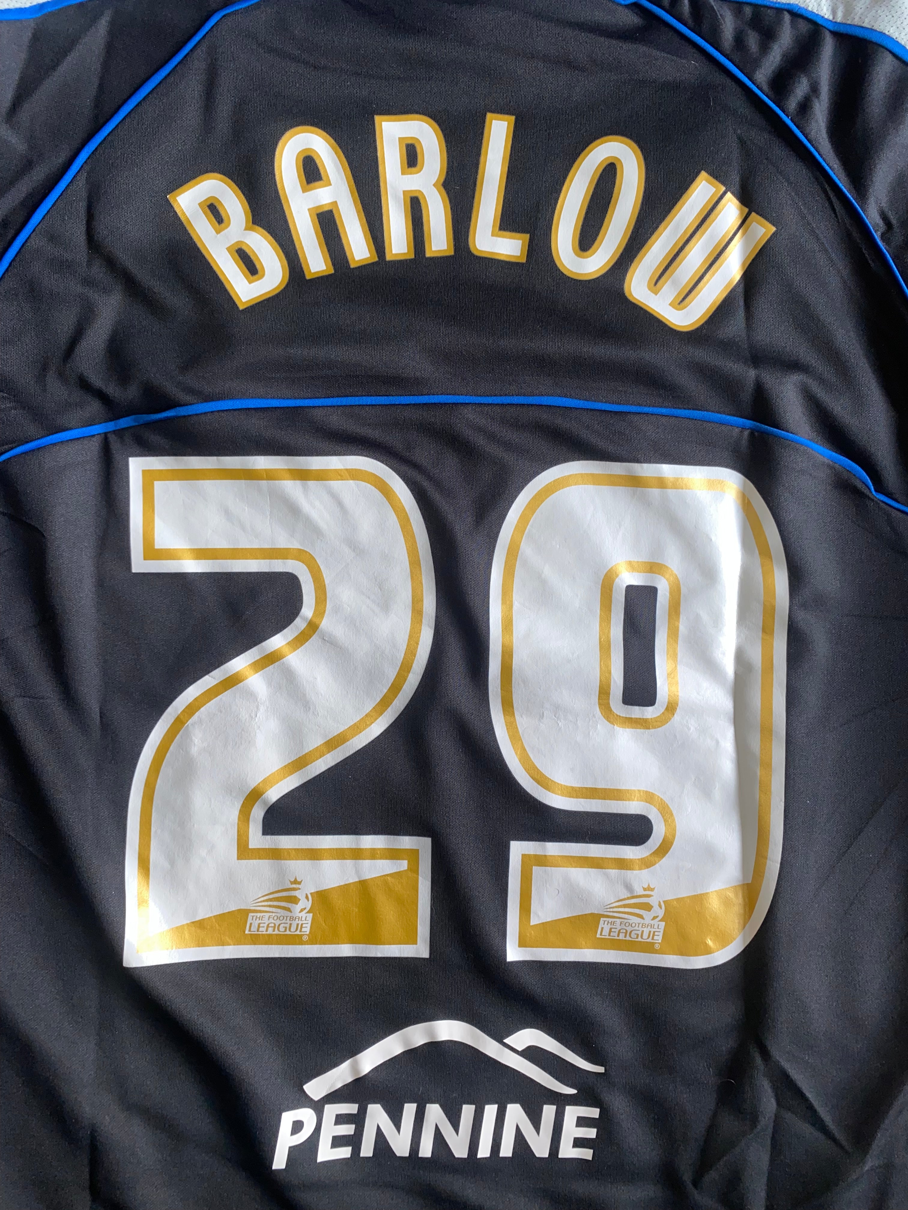 2005/06 OLDHAM ATHLETIC MATCH WORN AWAY SHIRT (BARLOW #29)