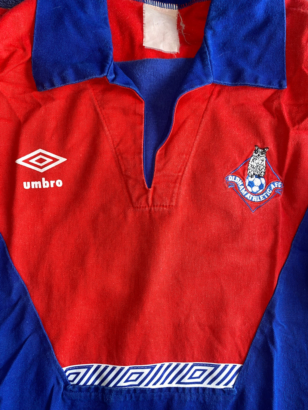 1990/91 OLDHAM ATHLETIC UMBRO TRAINING WORN DRILL TOP