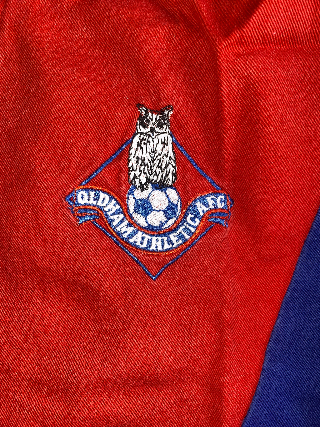 1990/91 OLDHAM ATHLETIC UMBRO TRAINING WORN DRILL TOP