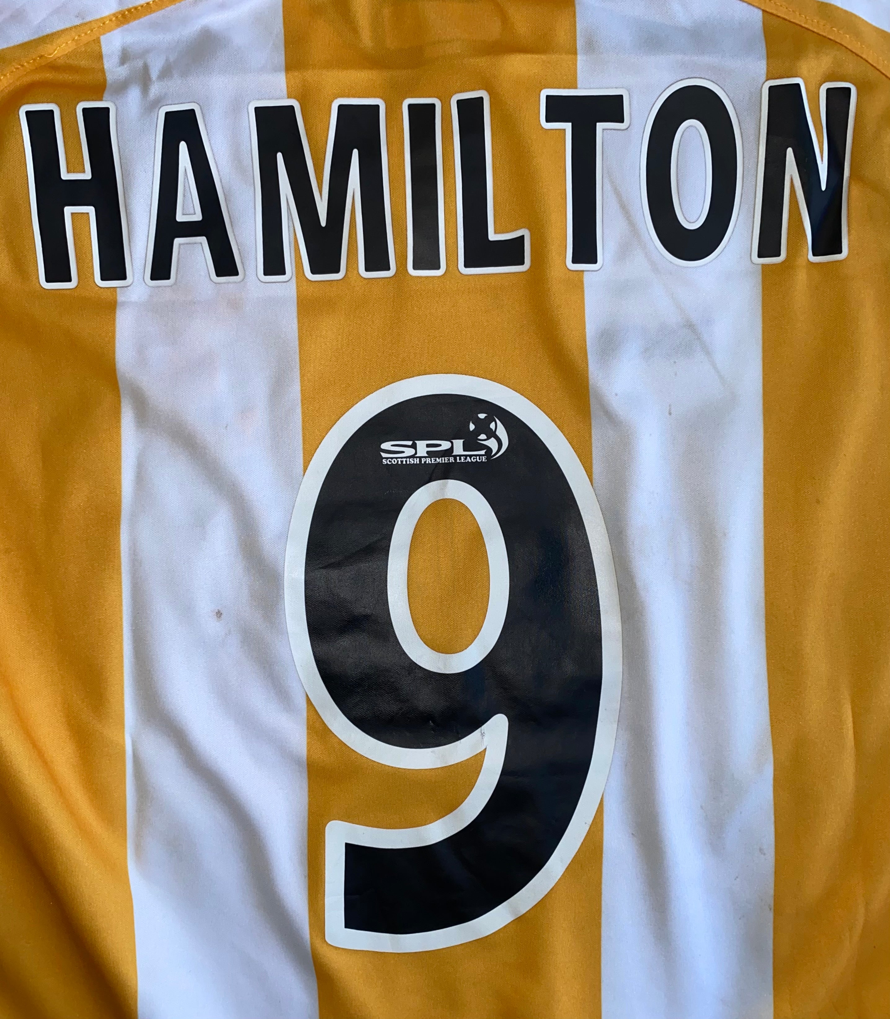 2004/05 LIVINGSTON F.C. MATCH WORN HOME SHIRT (HAMILTON #9)