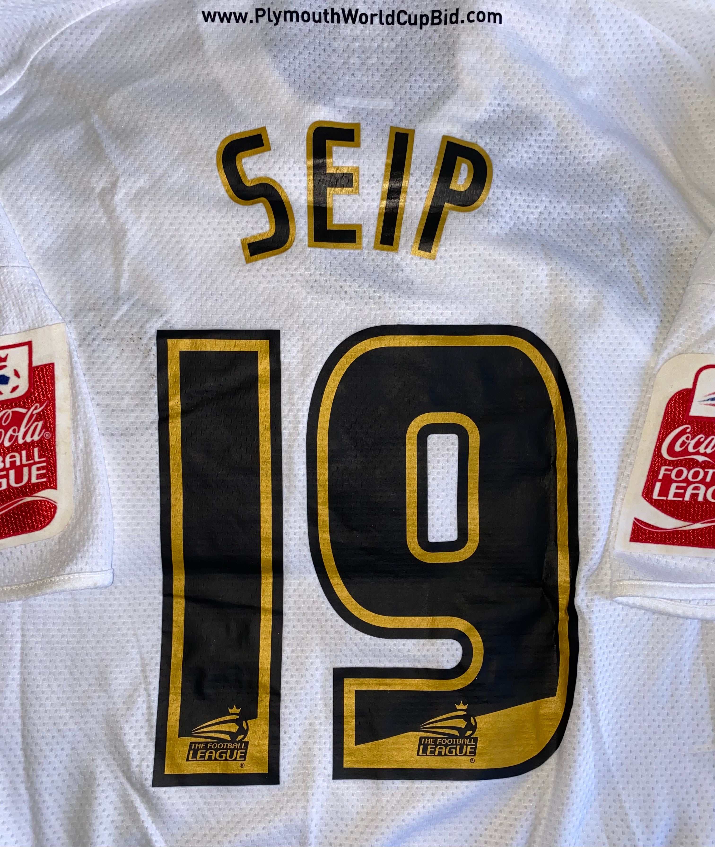2009/10 PLYMOUTH ARGYLE MATCH WORN AWAY SHIRT (SEIP #19)