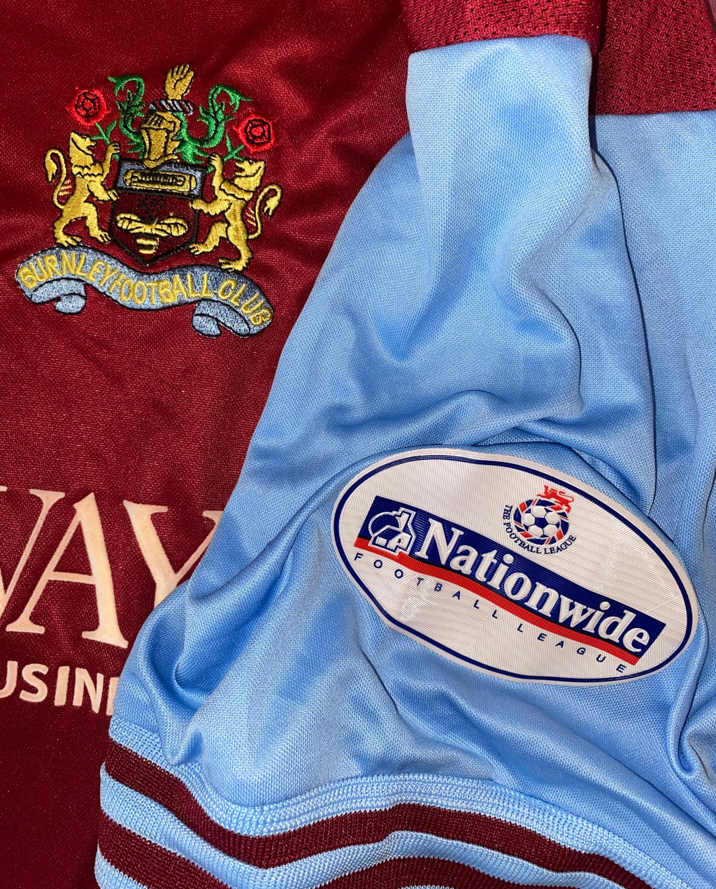 2003/04 BURNLEY MATCH WORN HOME SHIRT (MOORE #11)