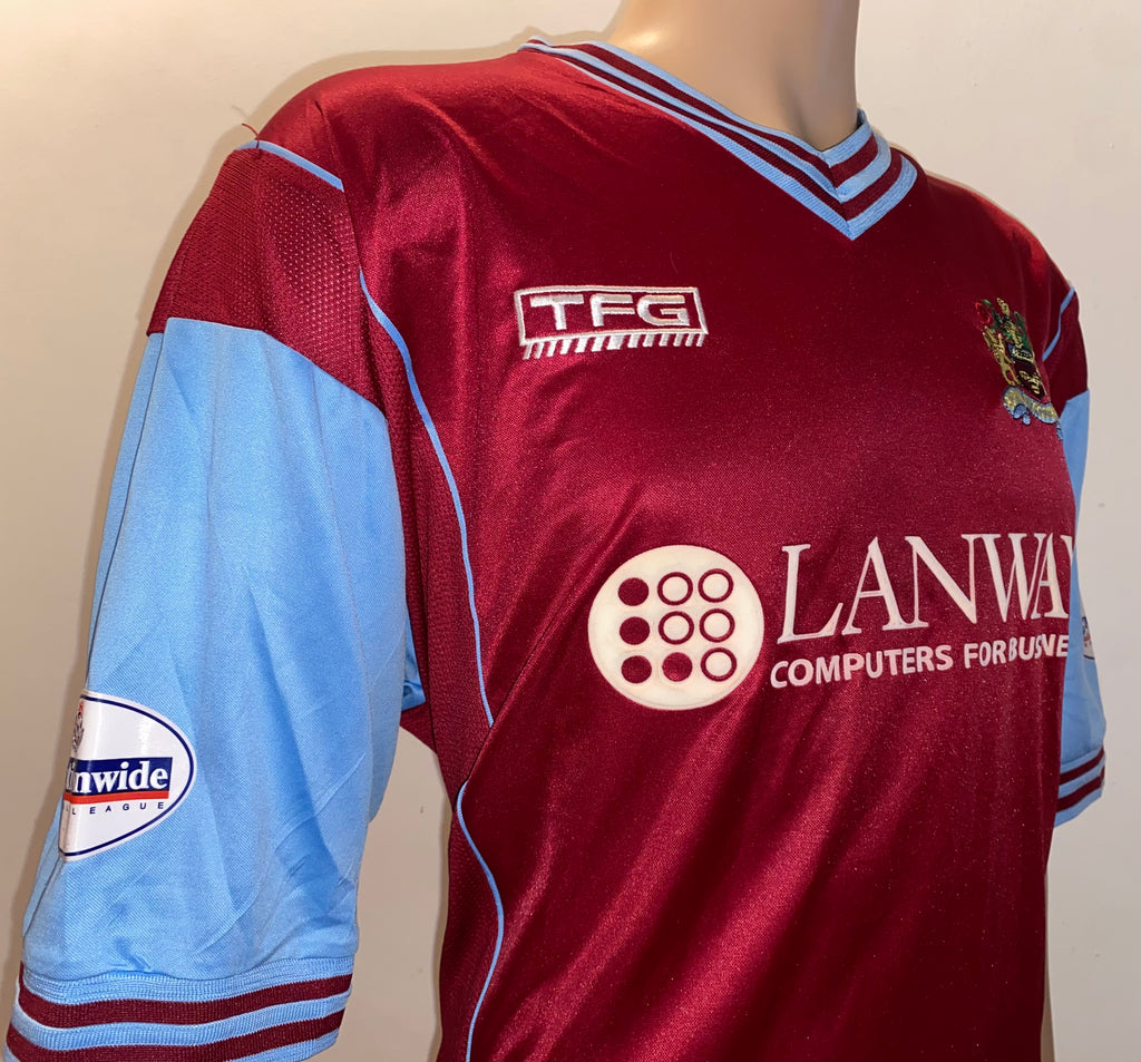 2003/04 BURNLEY MATCH WORN HOME SHIRT (MOORE #11)