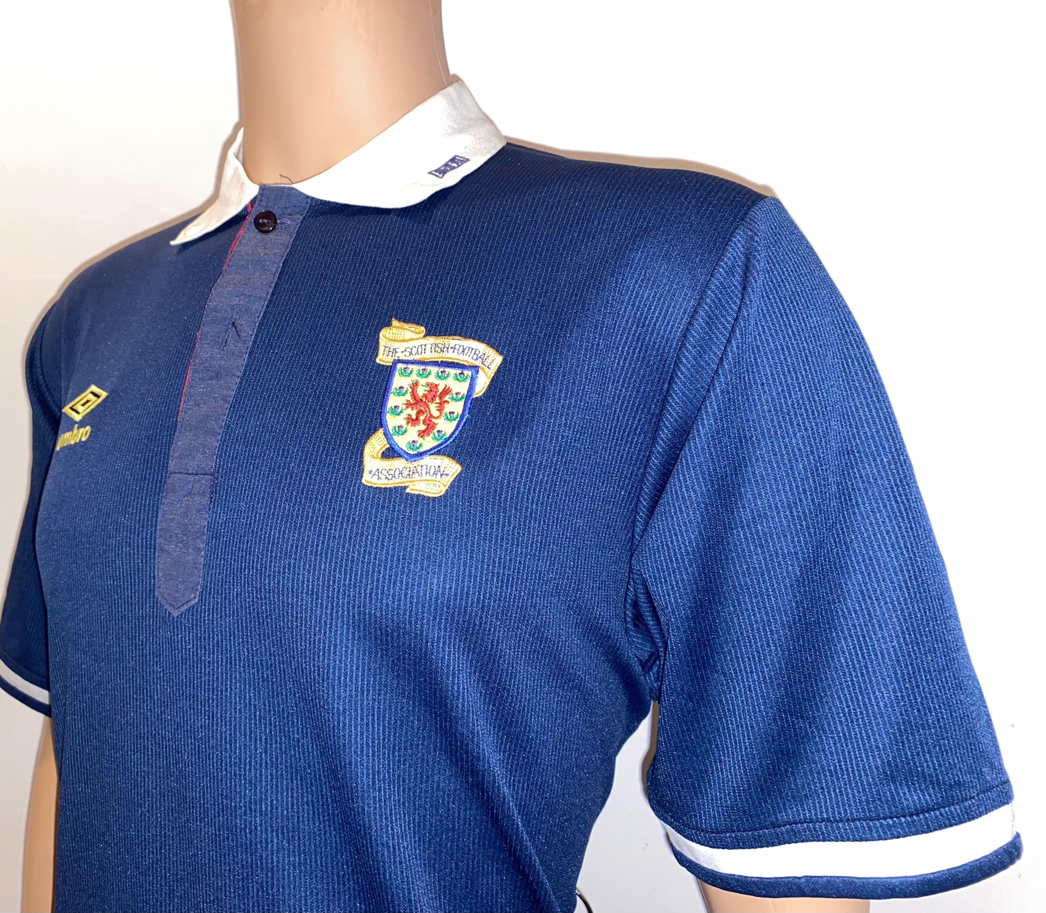 1989-1991 SCOTLAND MATCH WORN HOME SHIRT #17