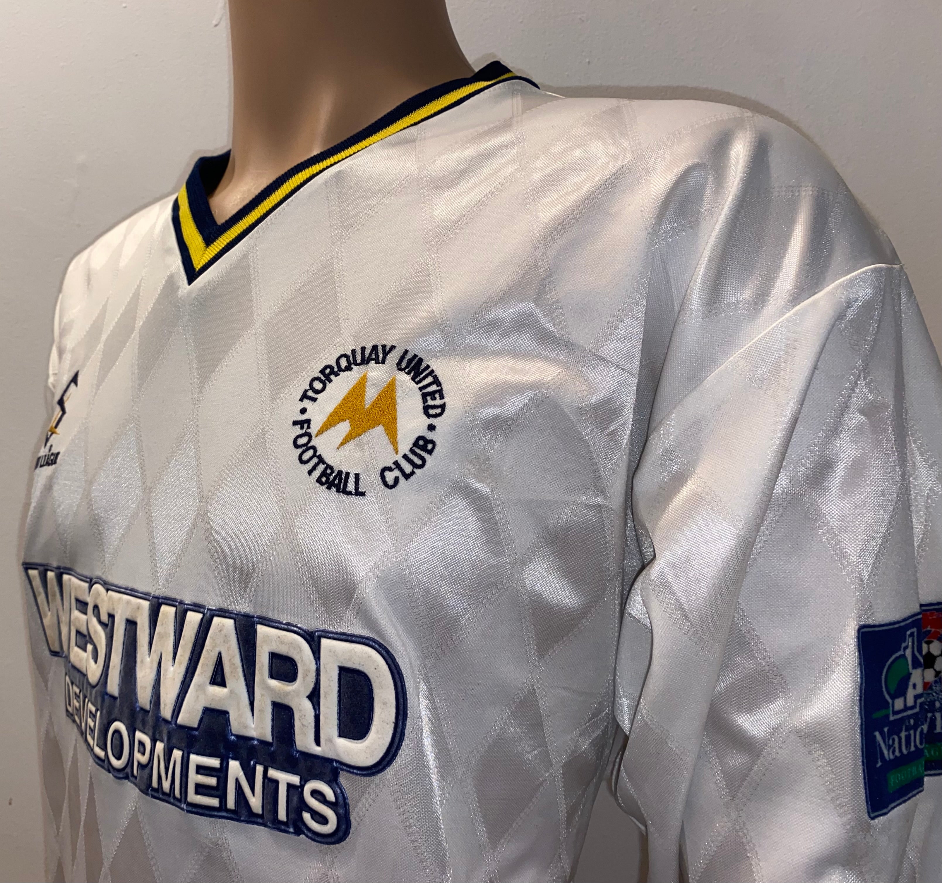 1998/99 TORQUAY UNITED MATCH WORN AWAY SHIRT #10