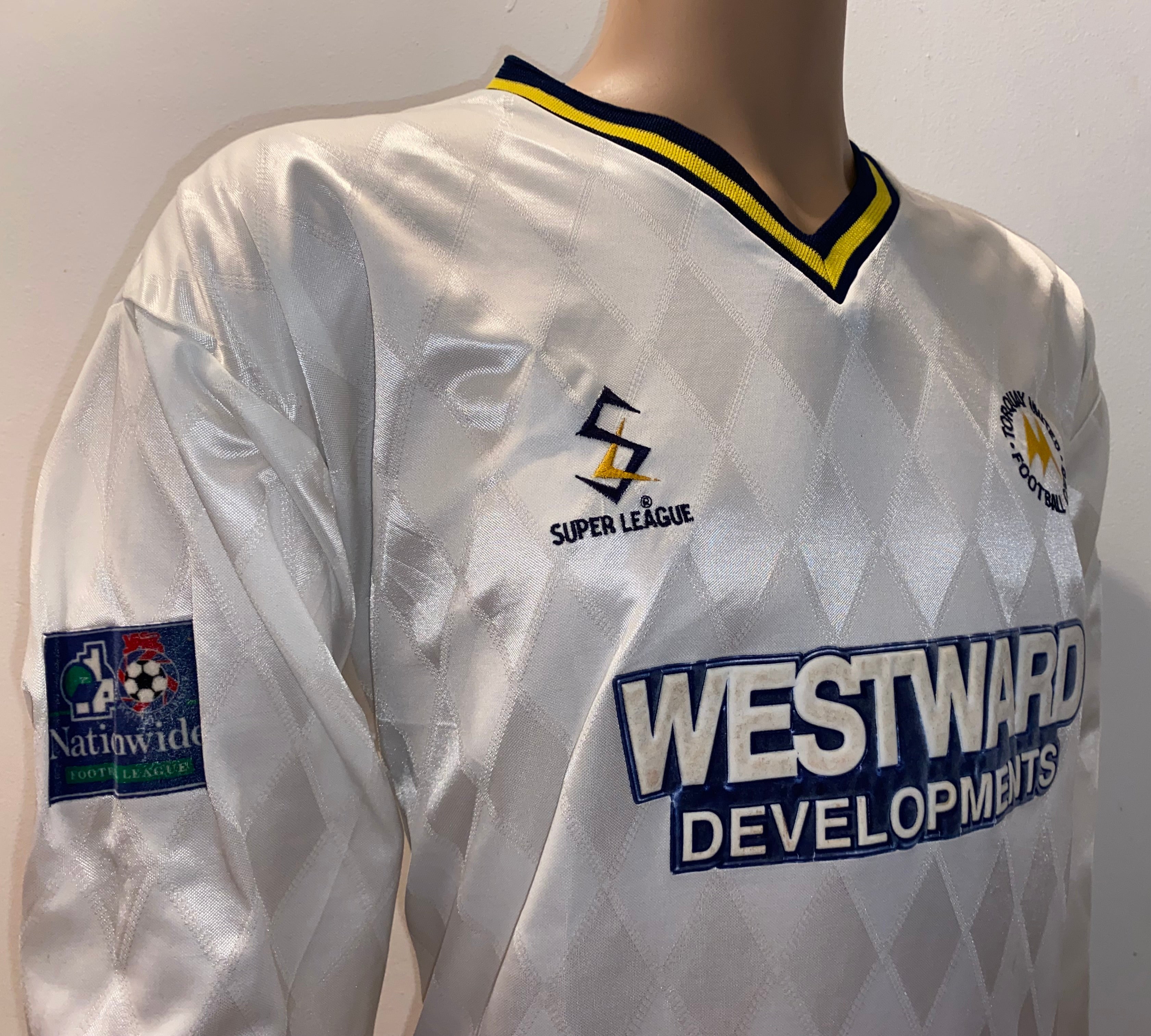 1998/99 TORQUAY UNITED MATCH WORN AWAY SHIRT #10