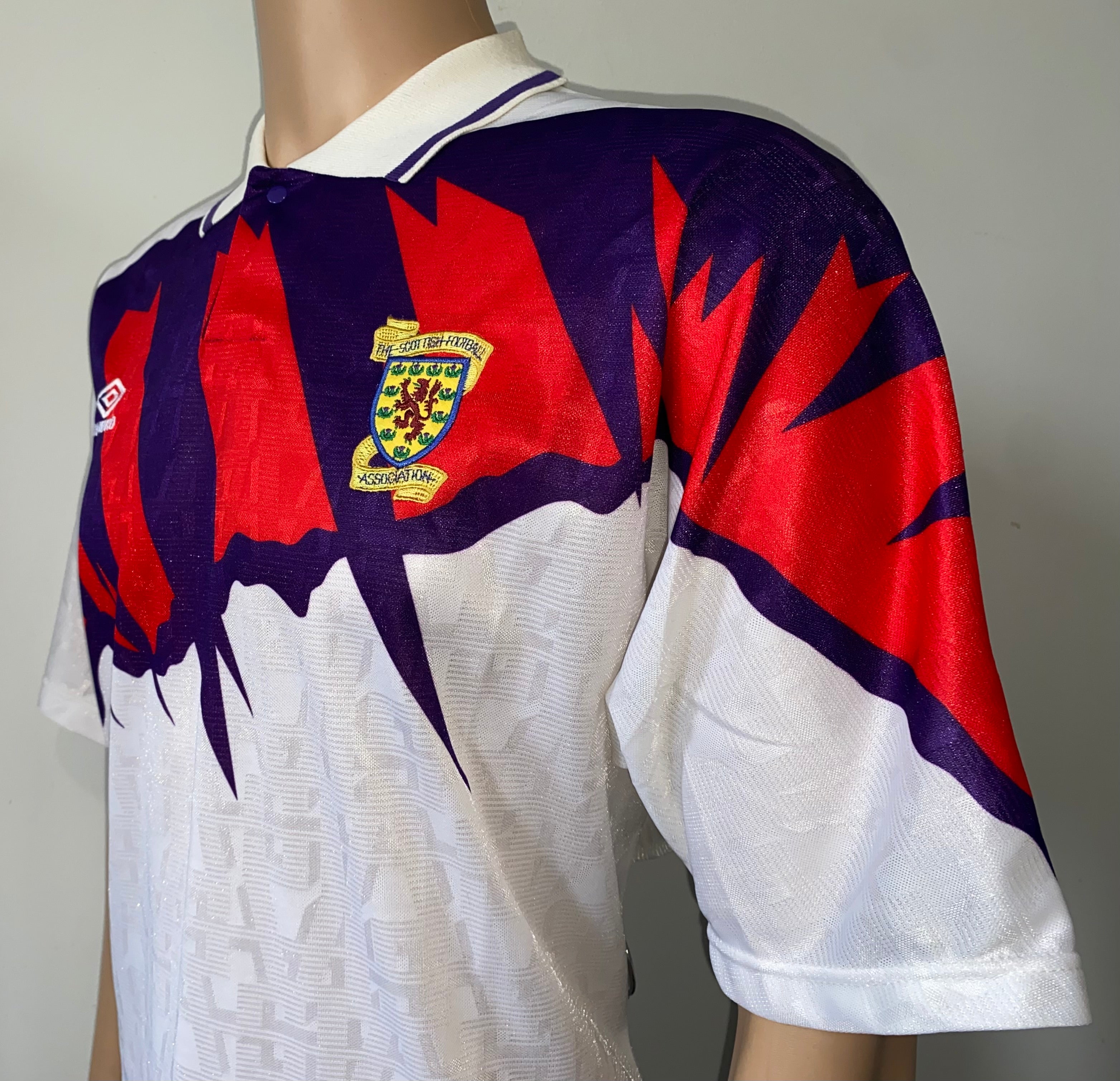 1992/93 SCOTLAND MATCH WORN SHIRT UMBRO AWAY SHIRT #3