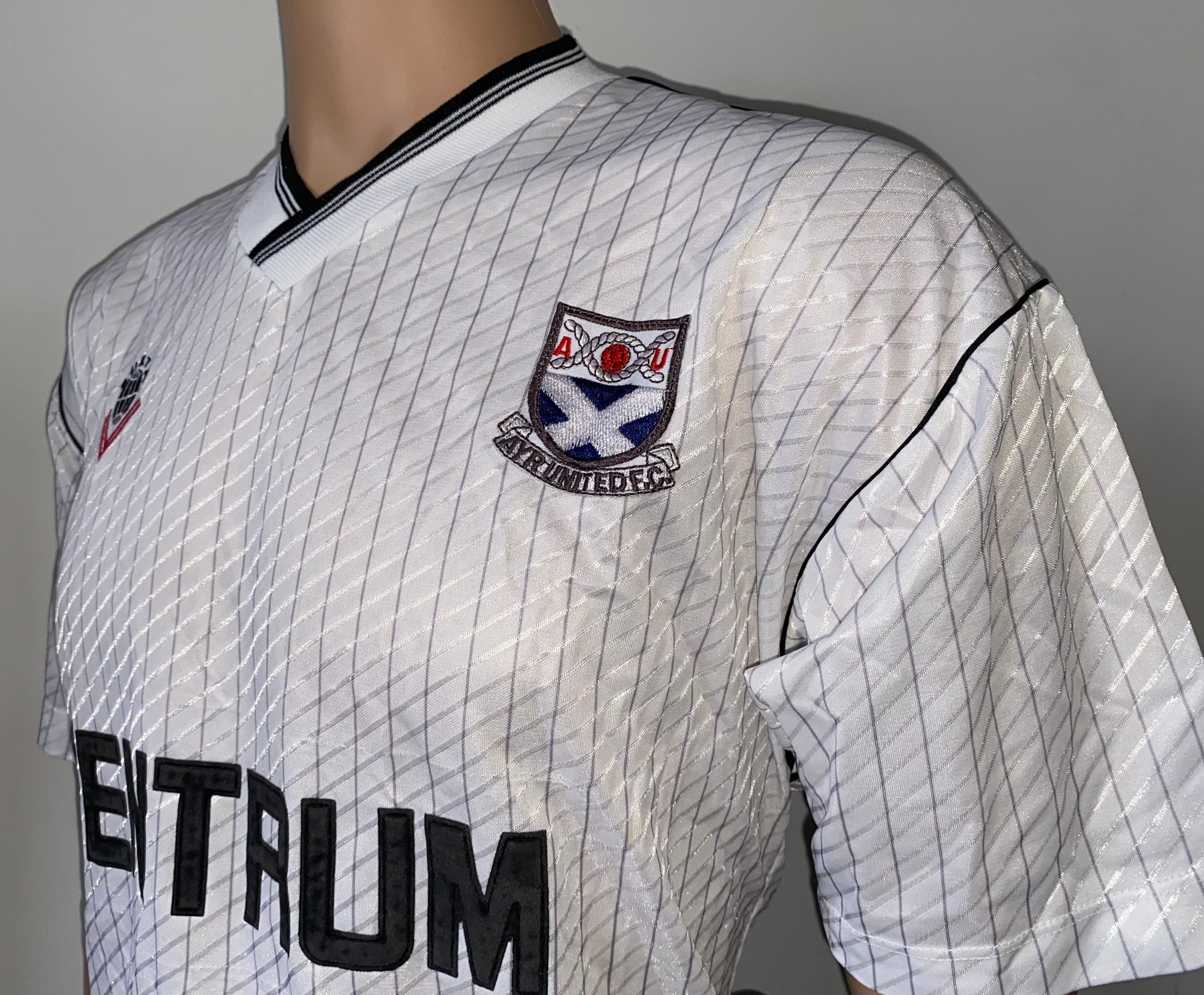 1989/90 AYR UNITED MATCH WORN HOME SHIRT #4
