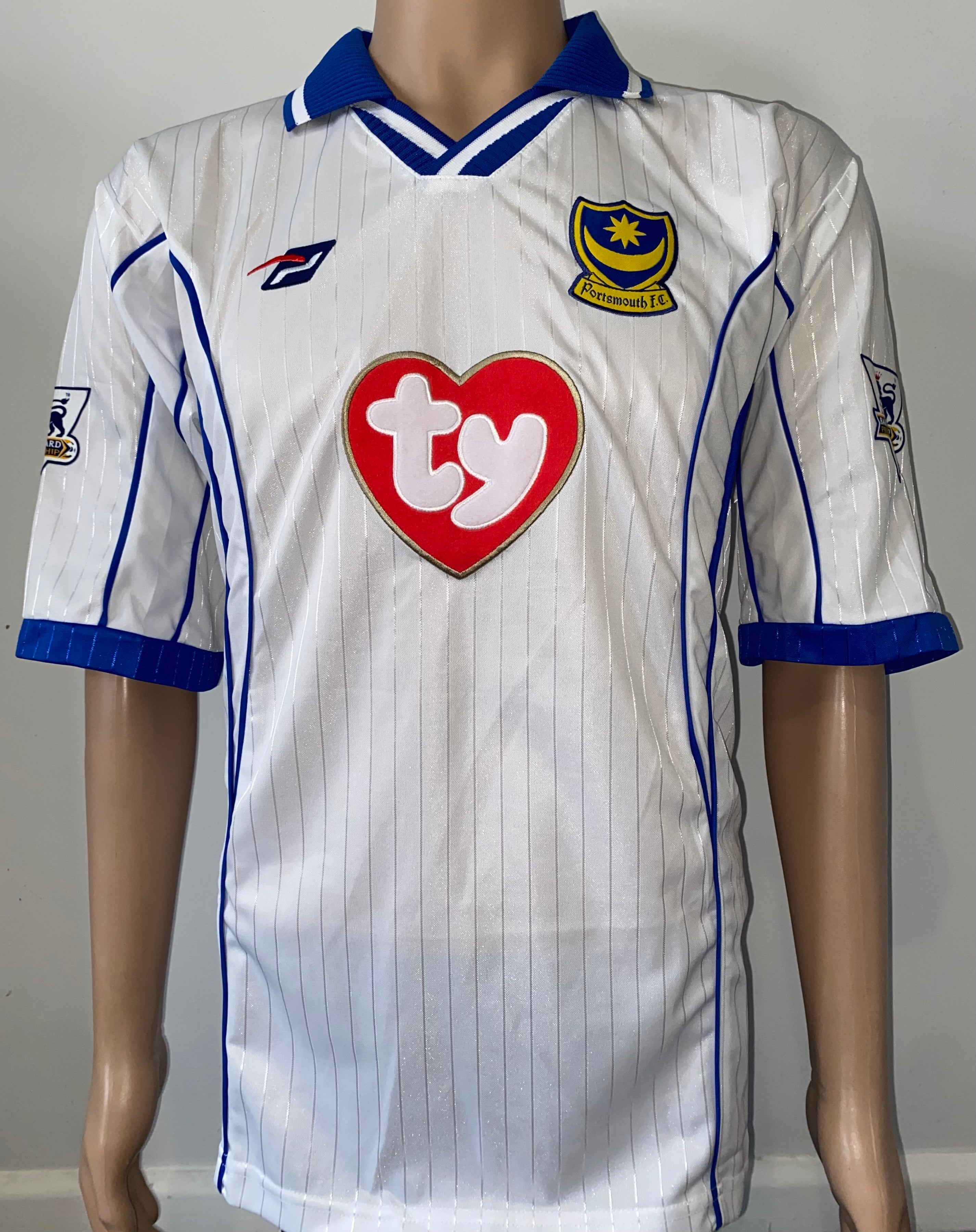 2003/04 PORTSMOUTH MATCH ISSUE THIRD SHIRT (HUNT #42)
