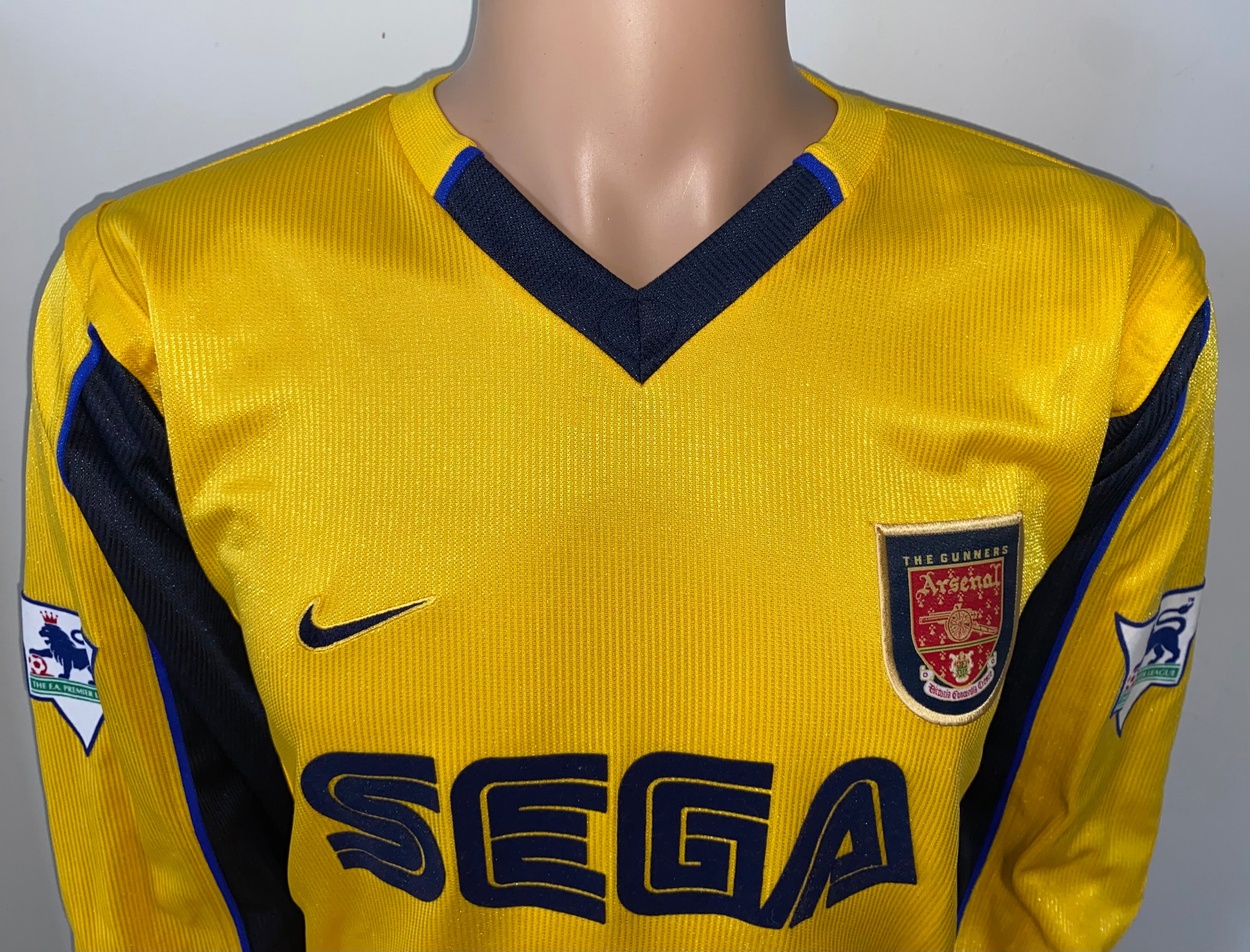 2000/01 ARSENAL NIKE MATCH WORN AWAY SHIRT LEE DIXON #2