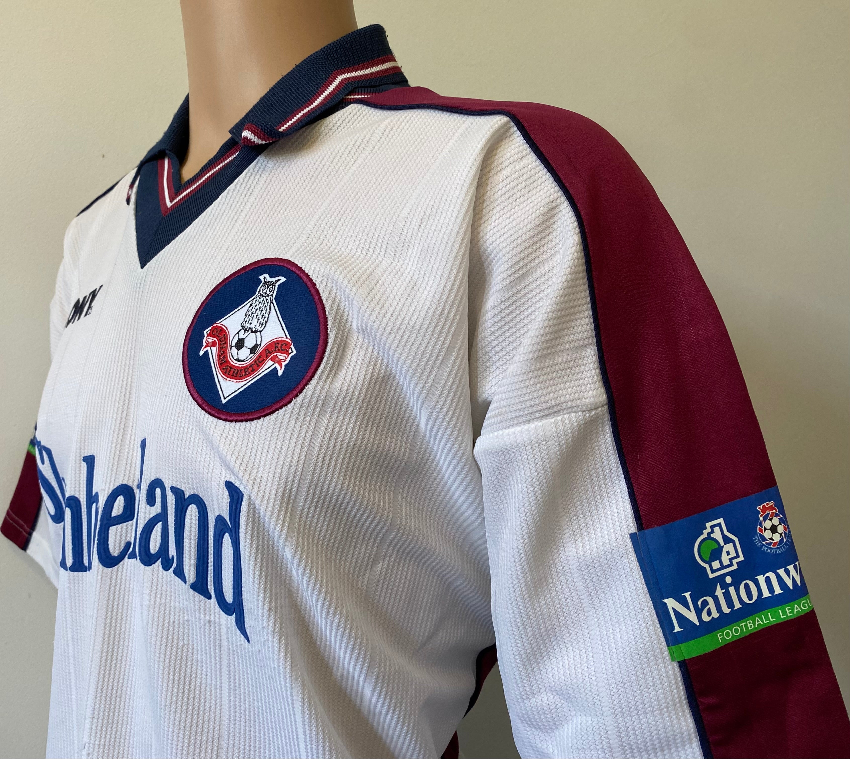 1998/99 OLDHAM ATHLETIC MATCH WORN AWAY SHIRT AGOGO #25