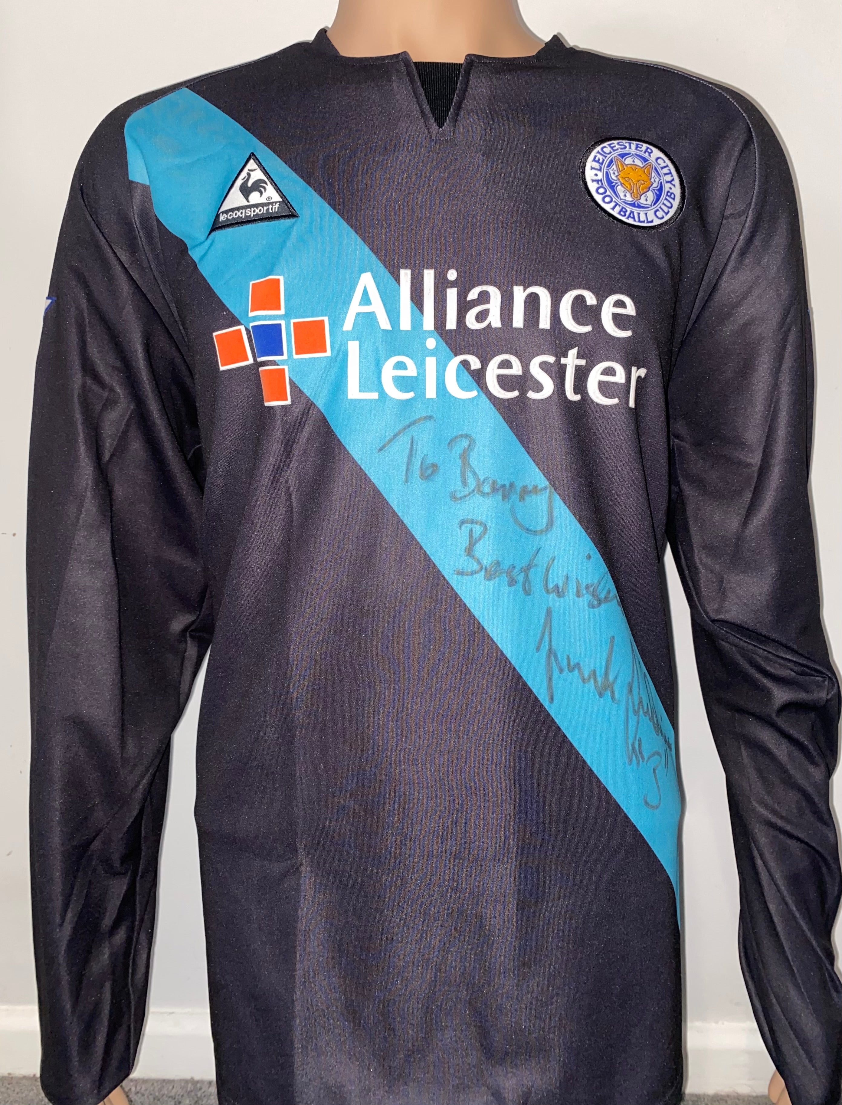 2003/04 LEICESTER CITY MATCH WORN AWAY SHIRT (SINCLAIR #3)
