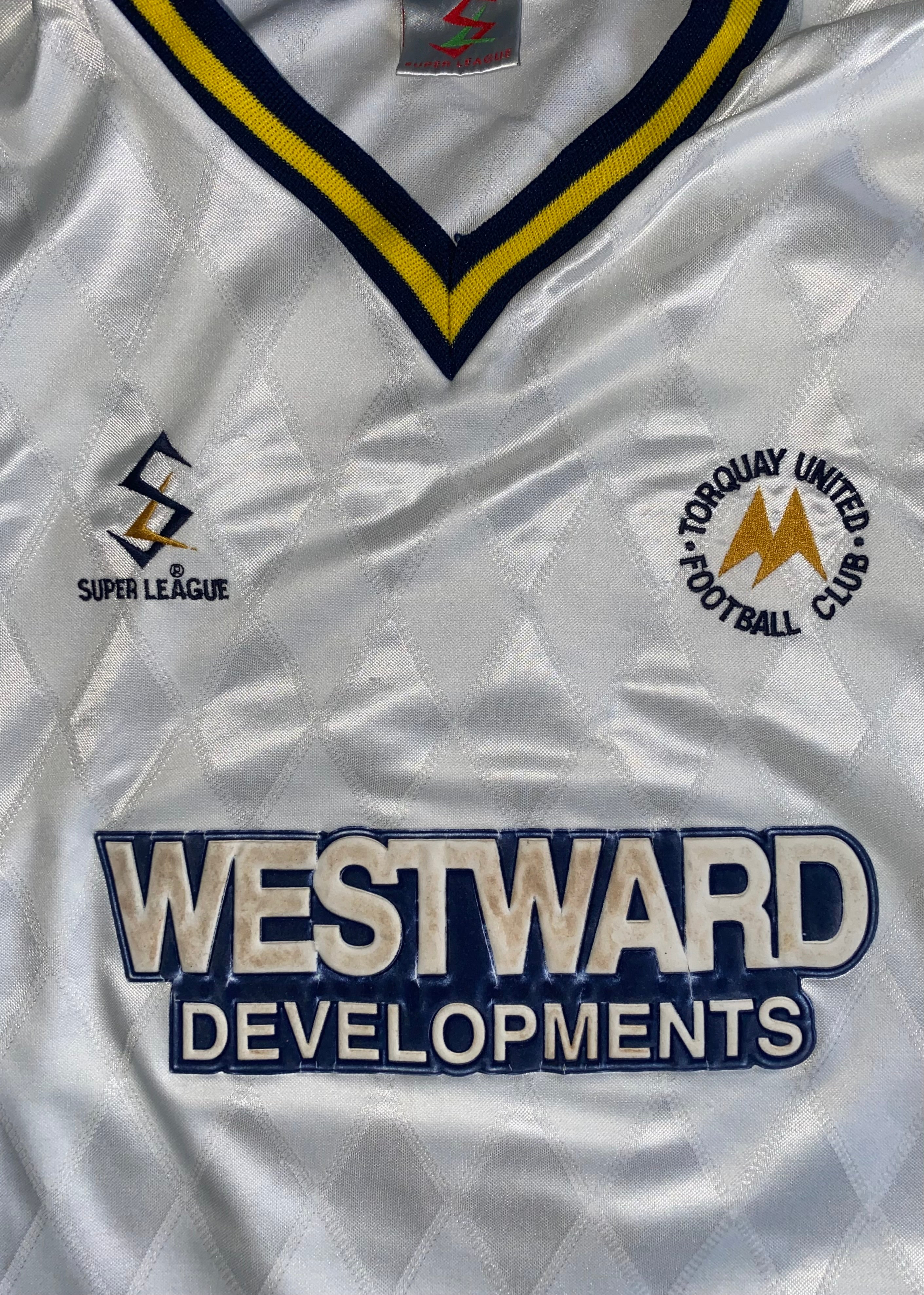 1998/99 TORQUAY UNITED MATCH WORN AWAY SHIRT #9