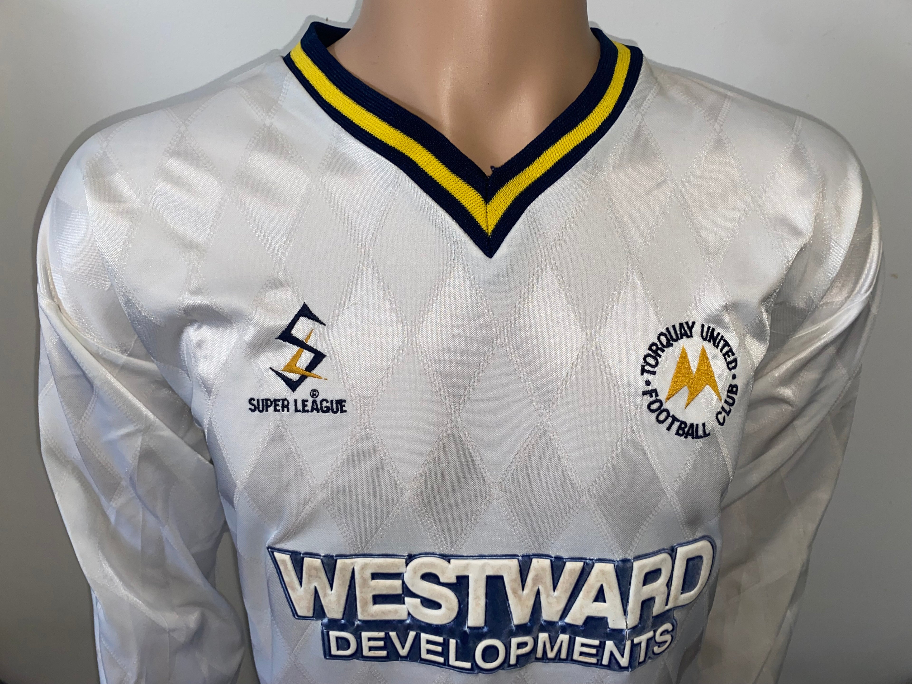 1998/99 TORQUAY UNITED MATCH WORN AWAY SHIRT #9