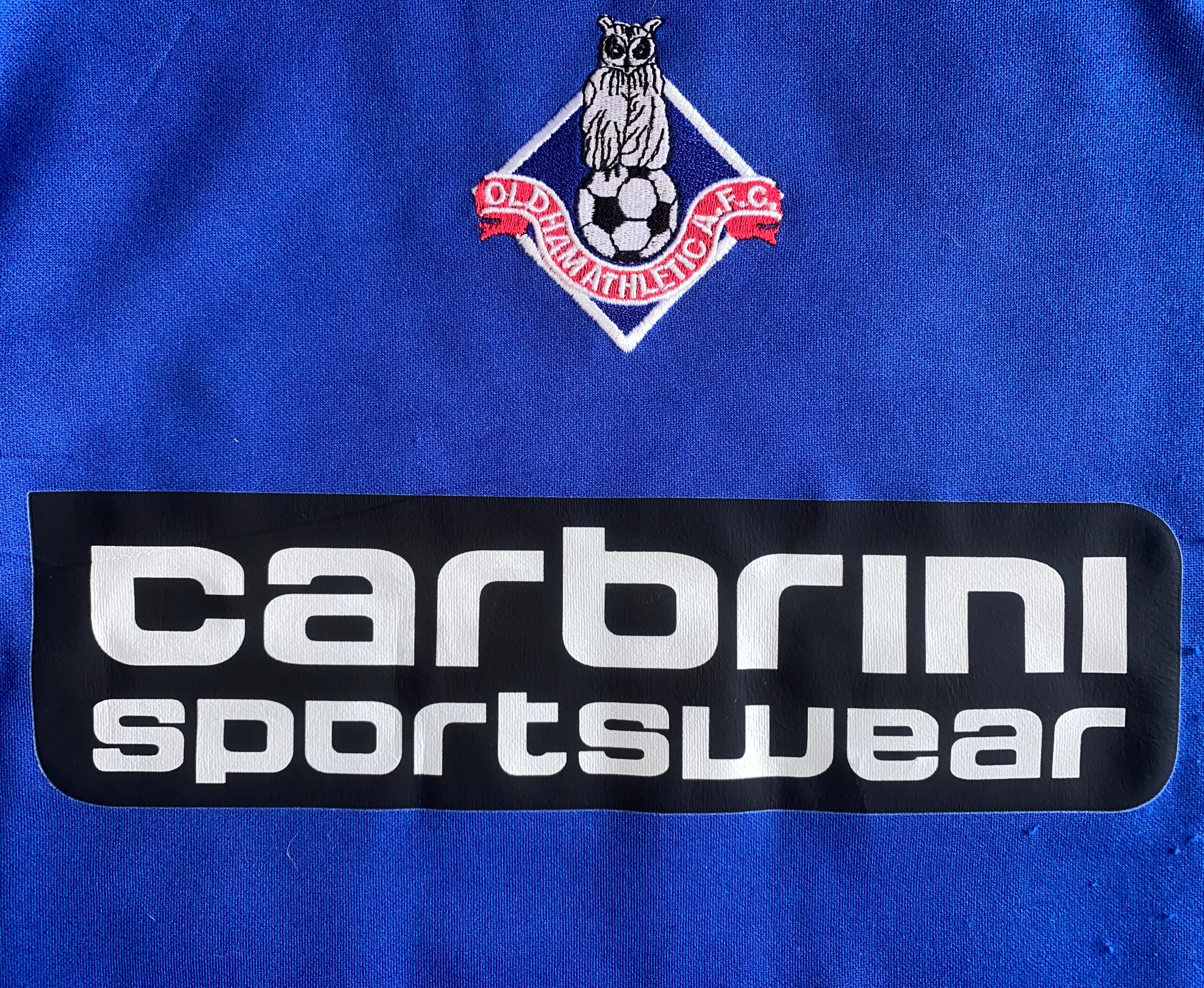 2008/09 OLDHAM ATHLETIC MATCH WORN HOME SHIRT (DAVIES #10)