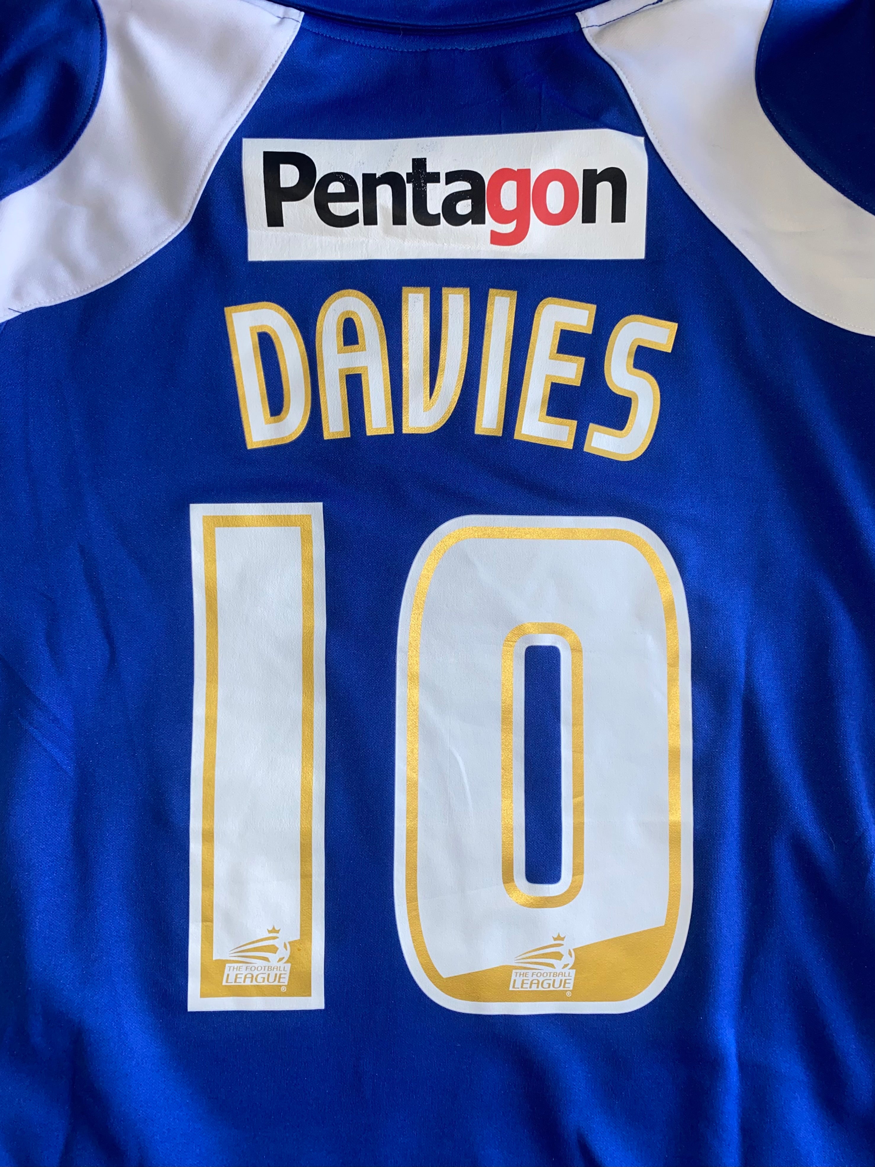 2008/09 OLDHAM ATHLETIC MATCH WORN HOME SHIRT (DAVIES #10)