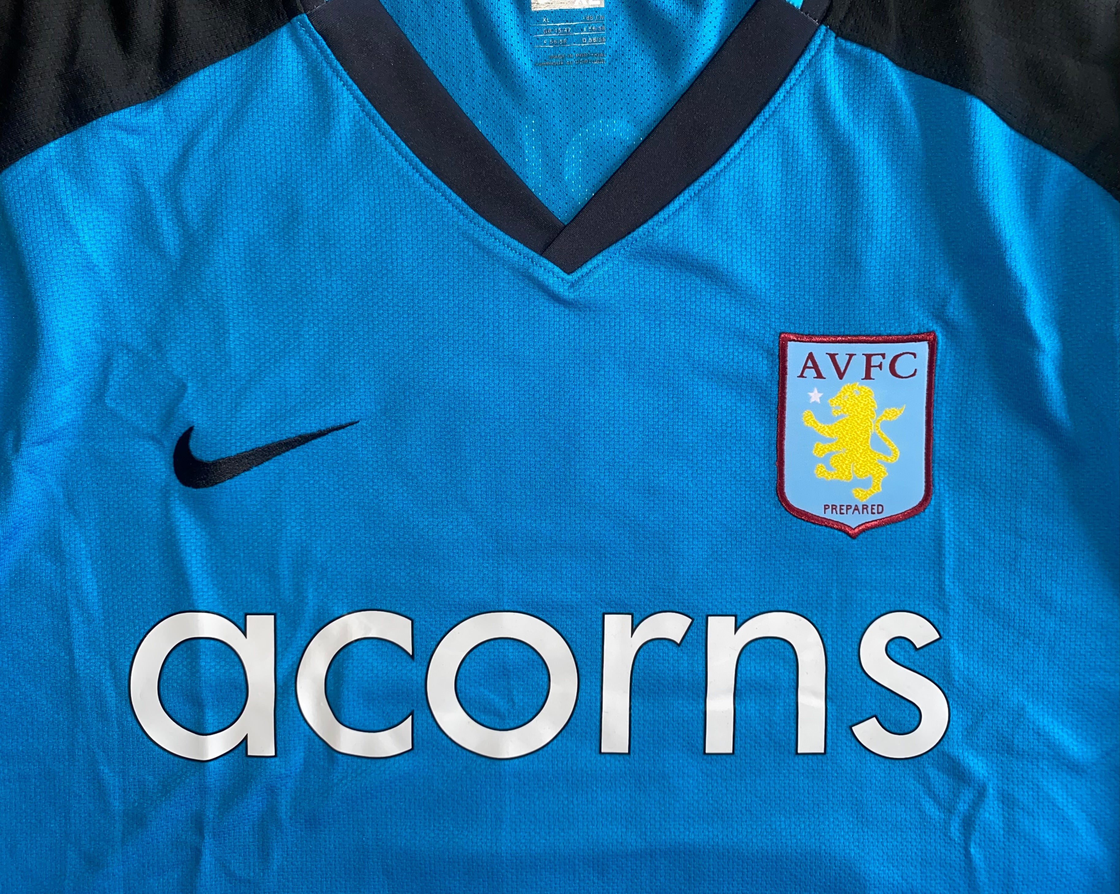 2008/09 ASTON VILLA UEFA CUP MATCH AWAY ISSUE SHIRT (OSBOURNE 27)