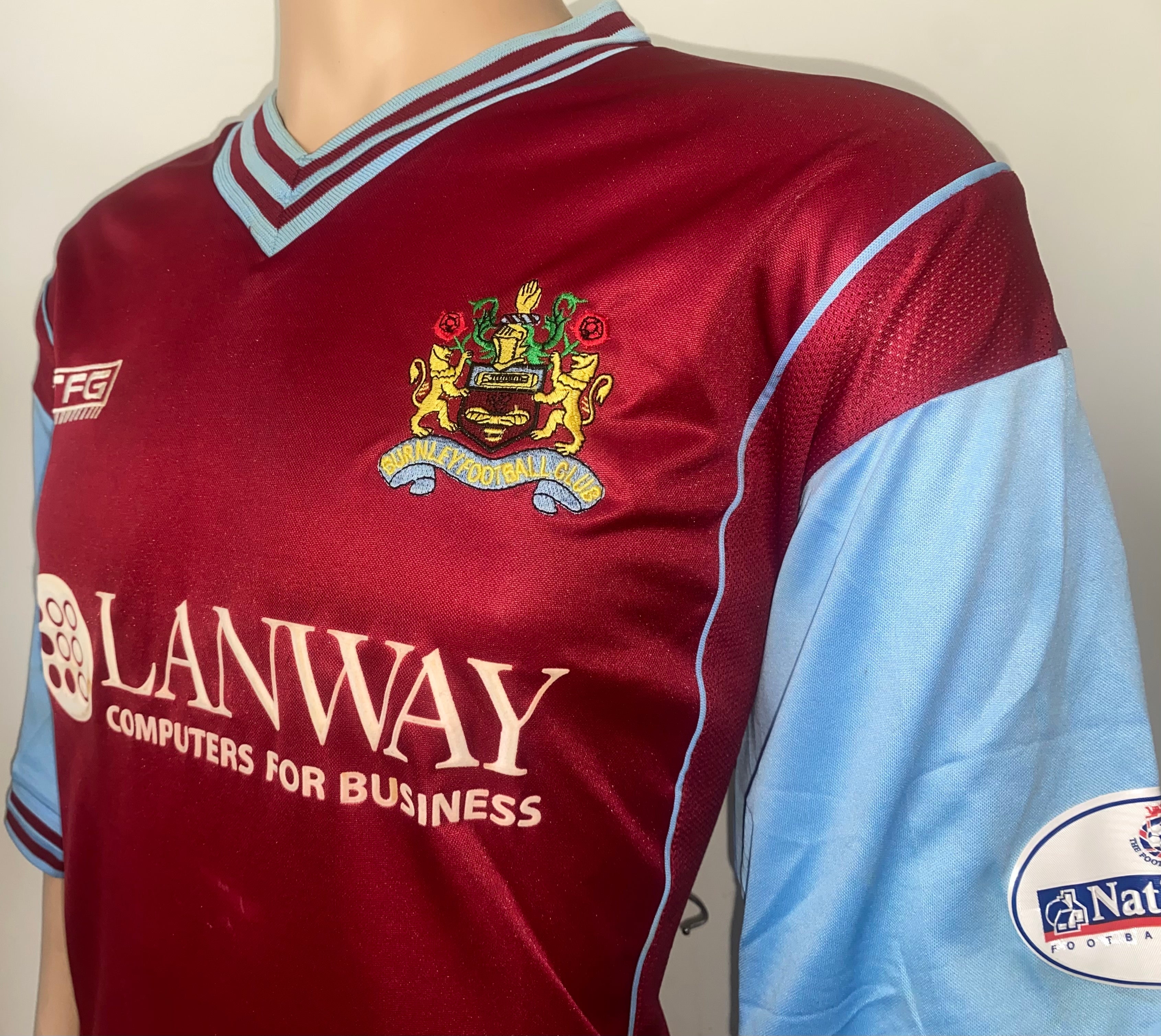 2003/04 BURNLEY MATCH WORN HOME SHIRT (DAVID MAY #5)