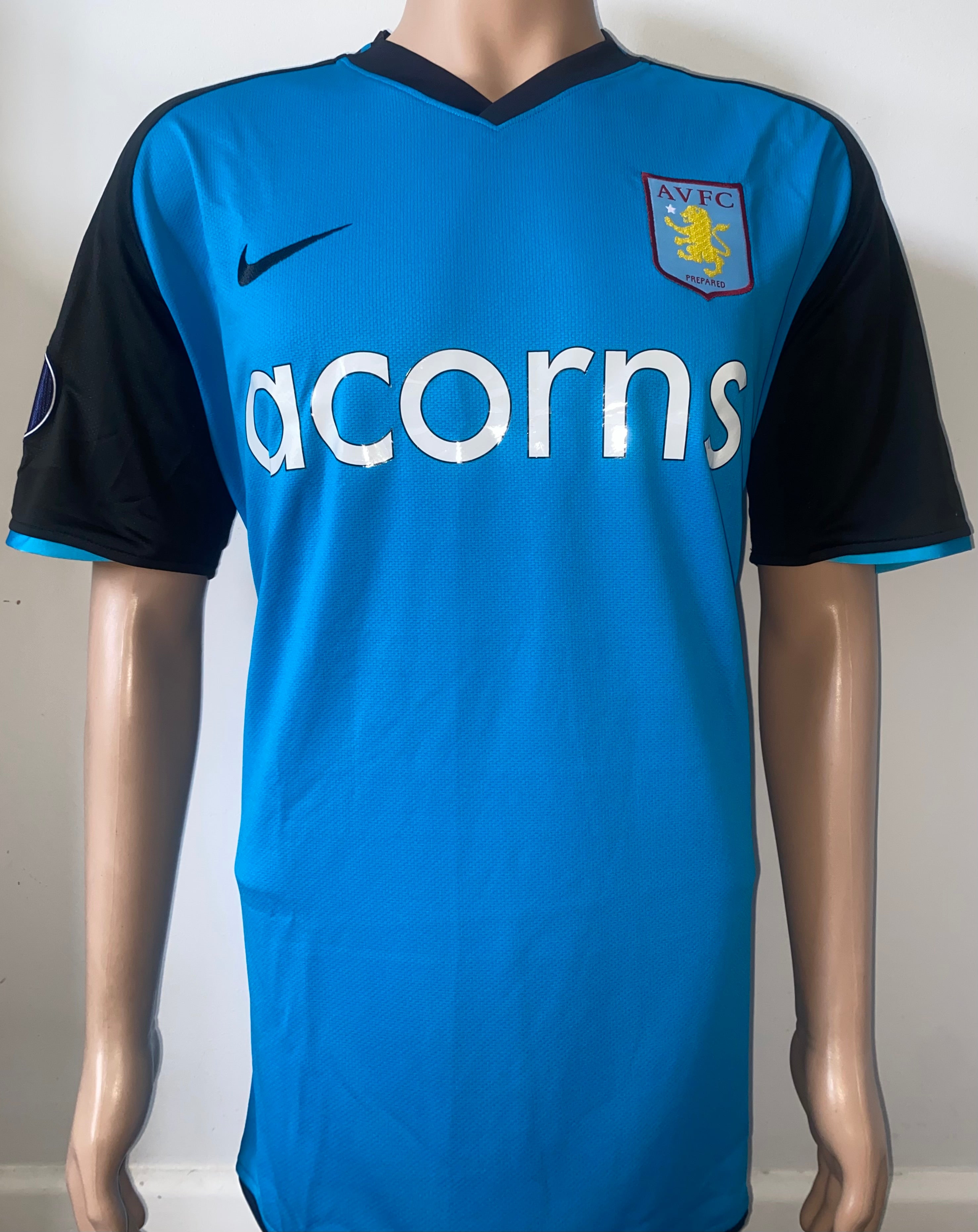 2008/09 ASTON VILLA UEFA CUP MATCH AWAY ISSUE SHIRT (OSBOURNE 27)