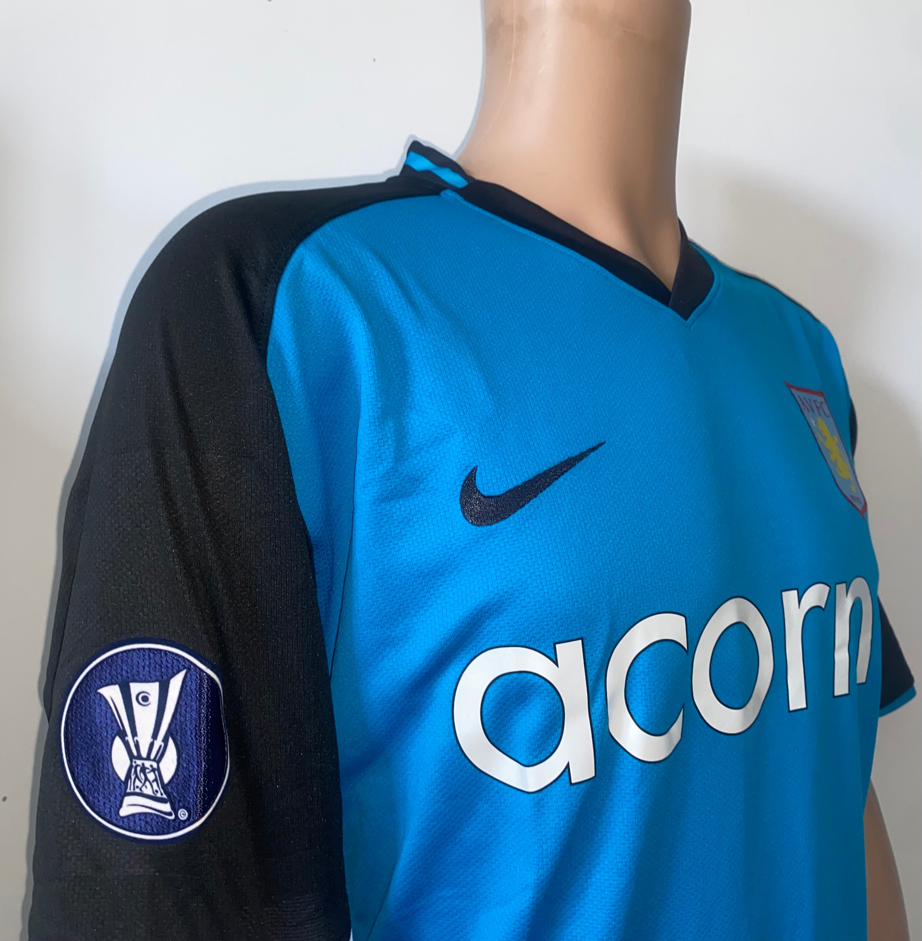 2008/09 ASTON VILLA UEFA CUP MATCH AWAY ISSUE SHIRT (OSBOURNE 27)