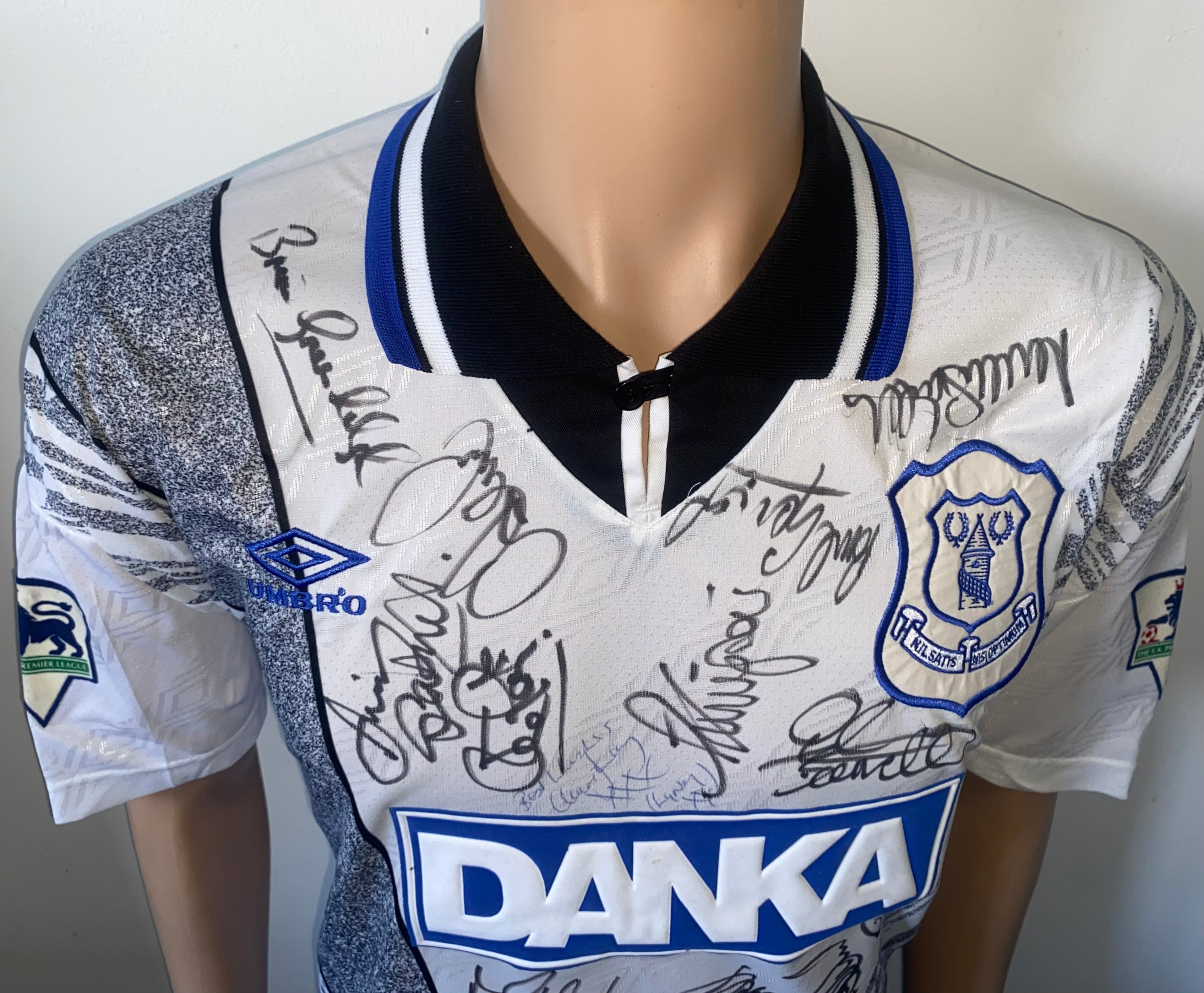 1995/96 EVERTON MATCH WORN AWAY SHIRT (O’CONNOR #24)