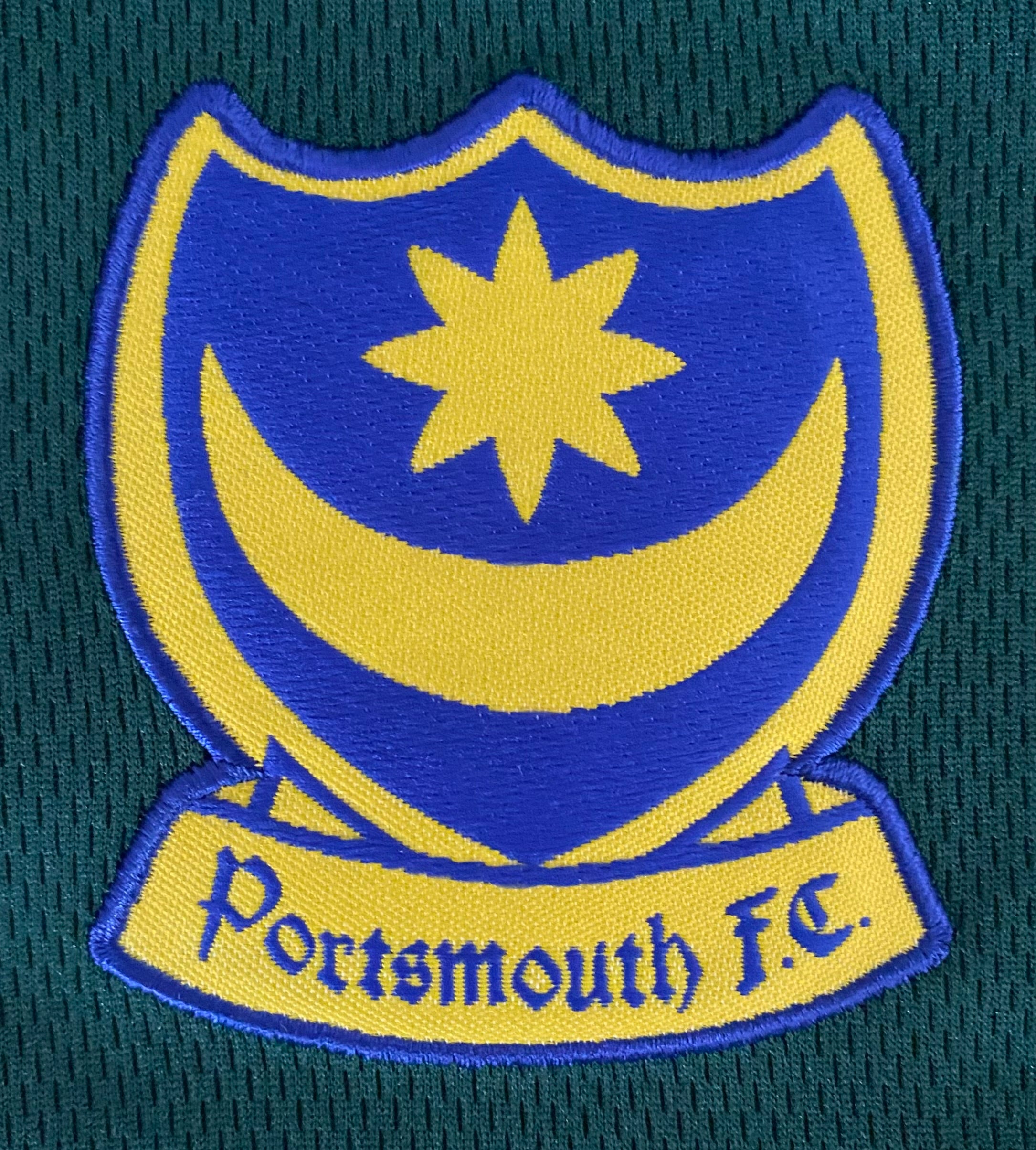 2001/02 PORTSMOUTH MATCH WORN GOALKEEPERS SHIRT KAWAGUCHI #37