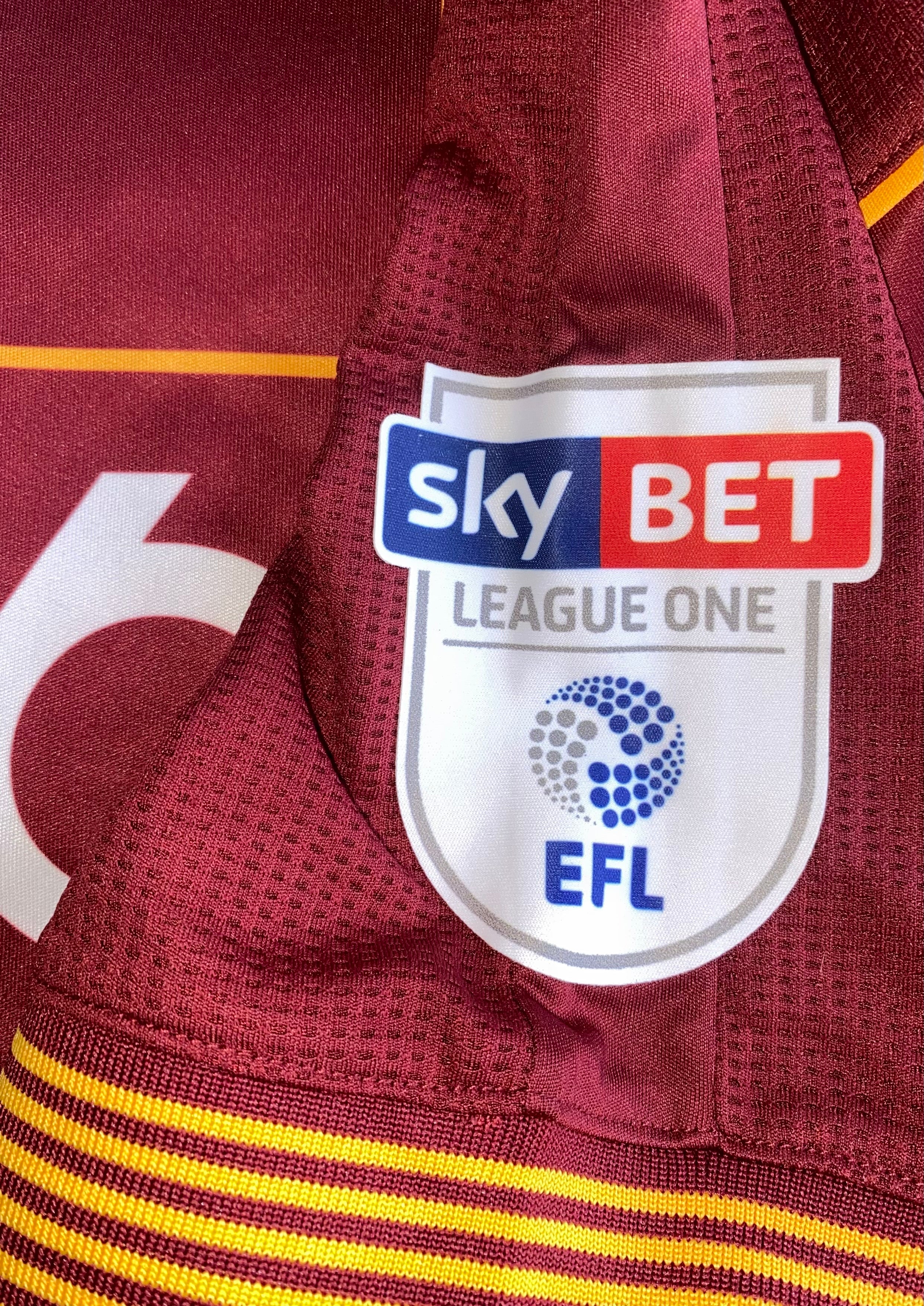 2017/18 BRADFORD CITY MATCH WORN HOME SHIRT (HAWKES #28)