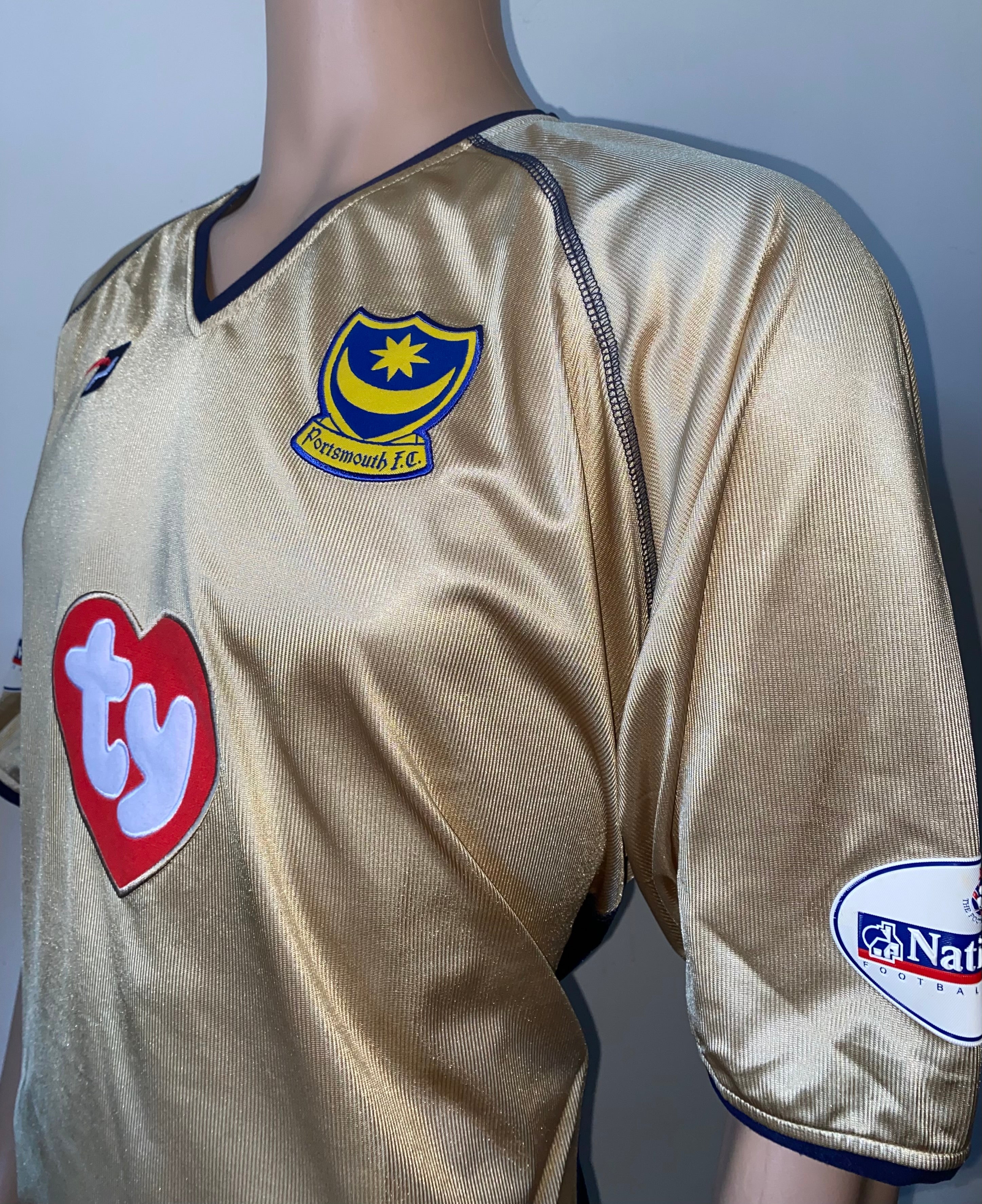 2002/03 MATCH WORN PORTSMOUTH AWAY SHIRT (ROBINSON #16)